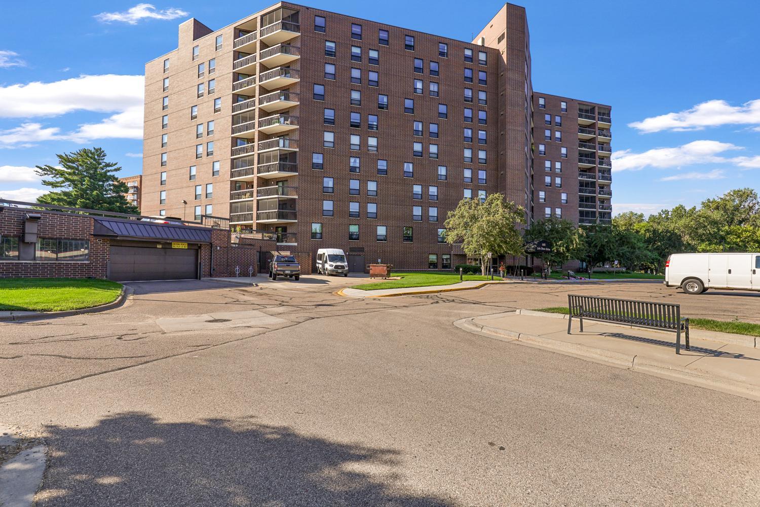 2nd image of 6615 Lake Shore Dr S, Minneapolis, MN 55423