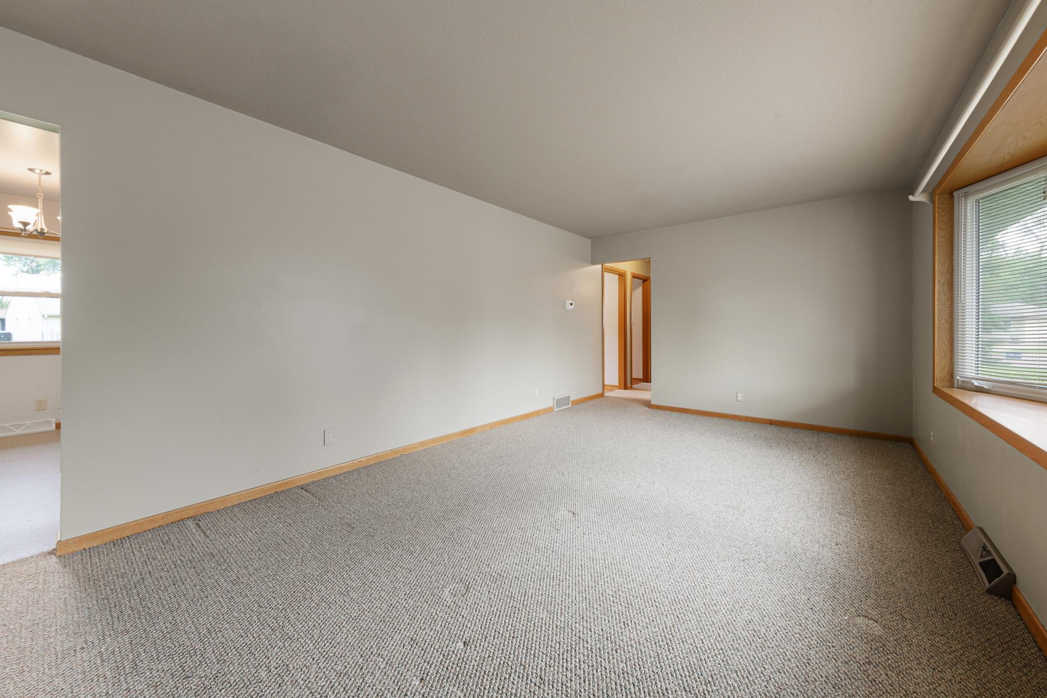 4th image of 120 N Manitou Dr, Mankato, MN 56001 | MLS# 7124551