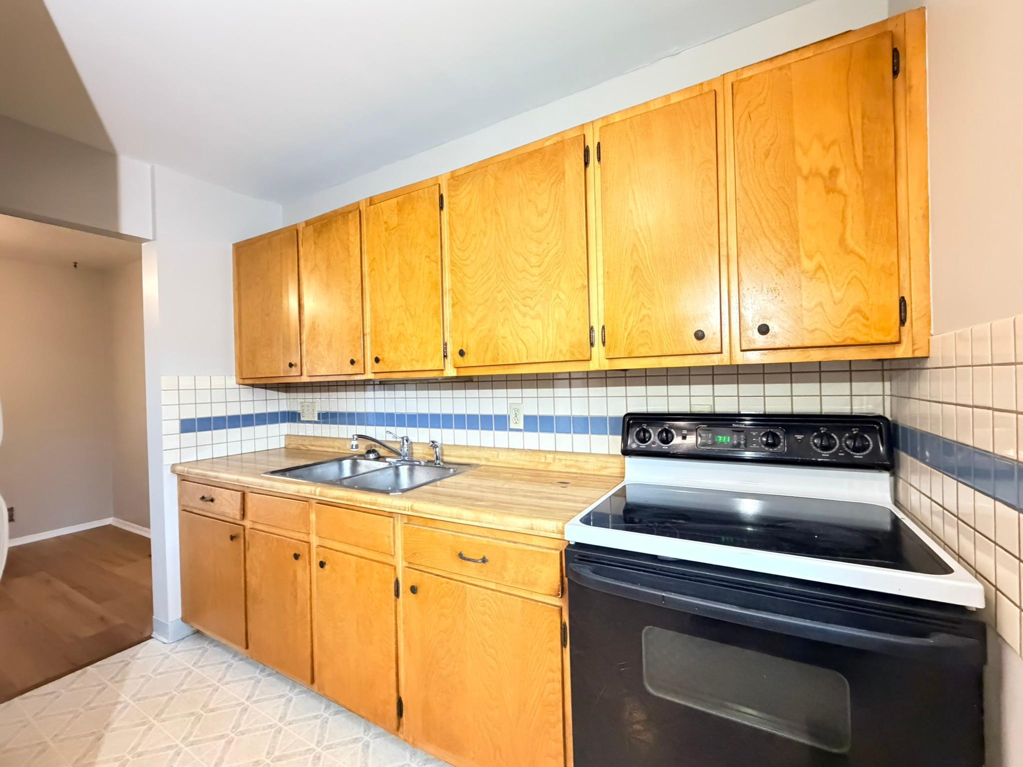 2nd image of 3961 18th Ave Nw, Rochester, MN 55901 | MLS# 7124573