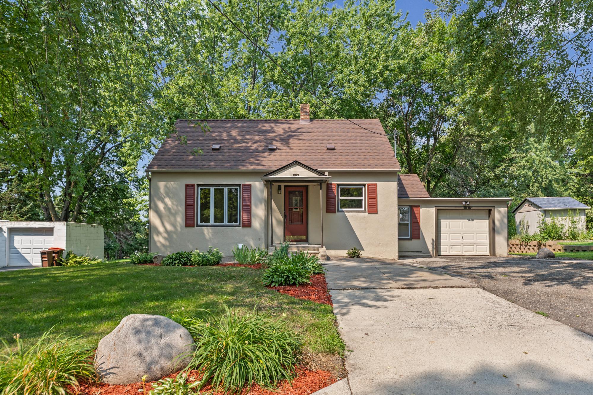 2nd image of 207 7th St N, Waverly, MN 55390 | MLS# 7124593