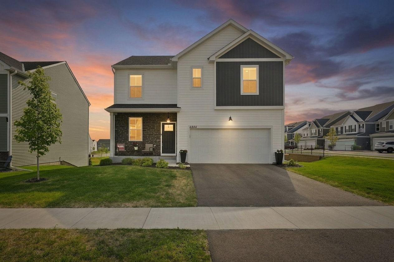 3rd image of 4844 Airlake Dr, Saint Paul, MN 55129 | MLS# 7124641