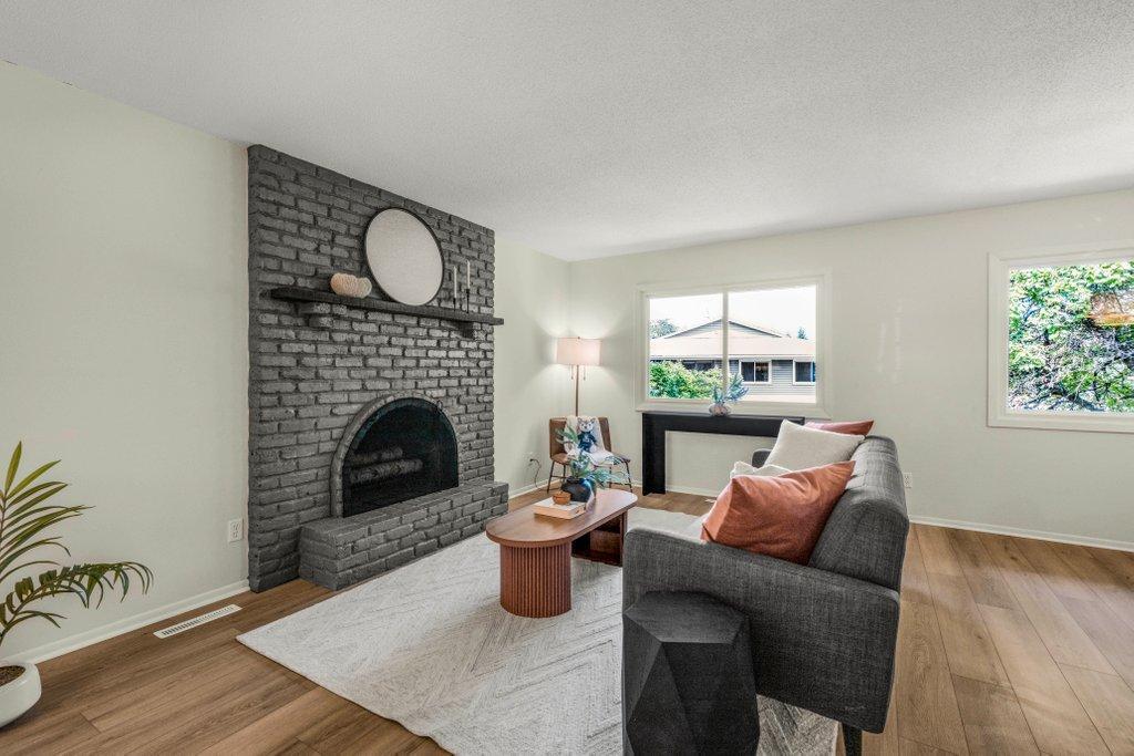 4th image of 11934 70Th Pl N, Maple Grove, MN 55369 | MLS# 7124707