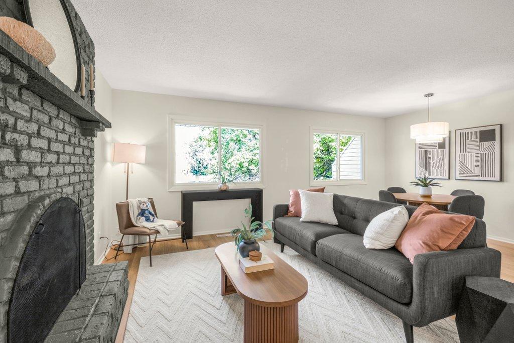 3rd image of 11934 70Th Pl N, Maple Grove, MN 55369 | MLS# 7124707