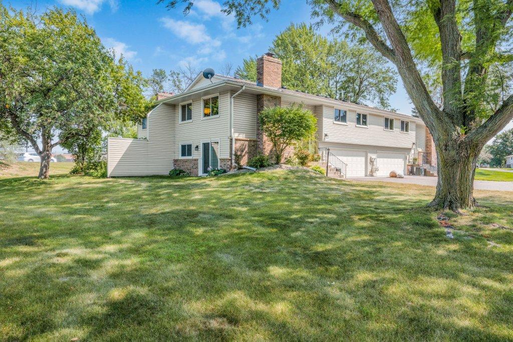 1st image of 11934 70th Pl N, Maple Grove, MN 55369 | MLS# 7124707
