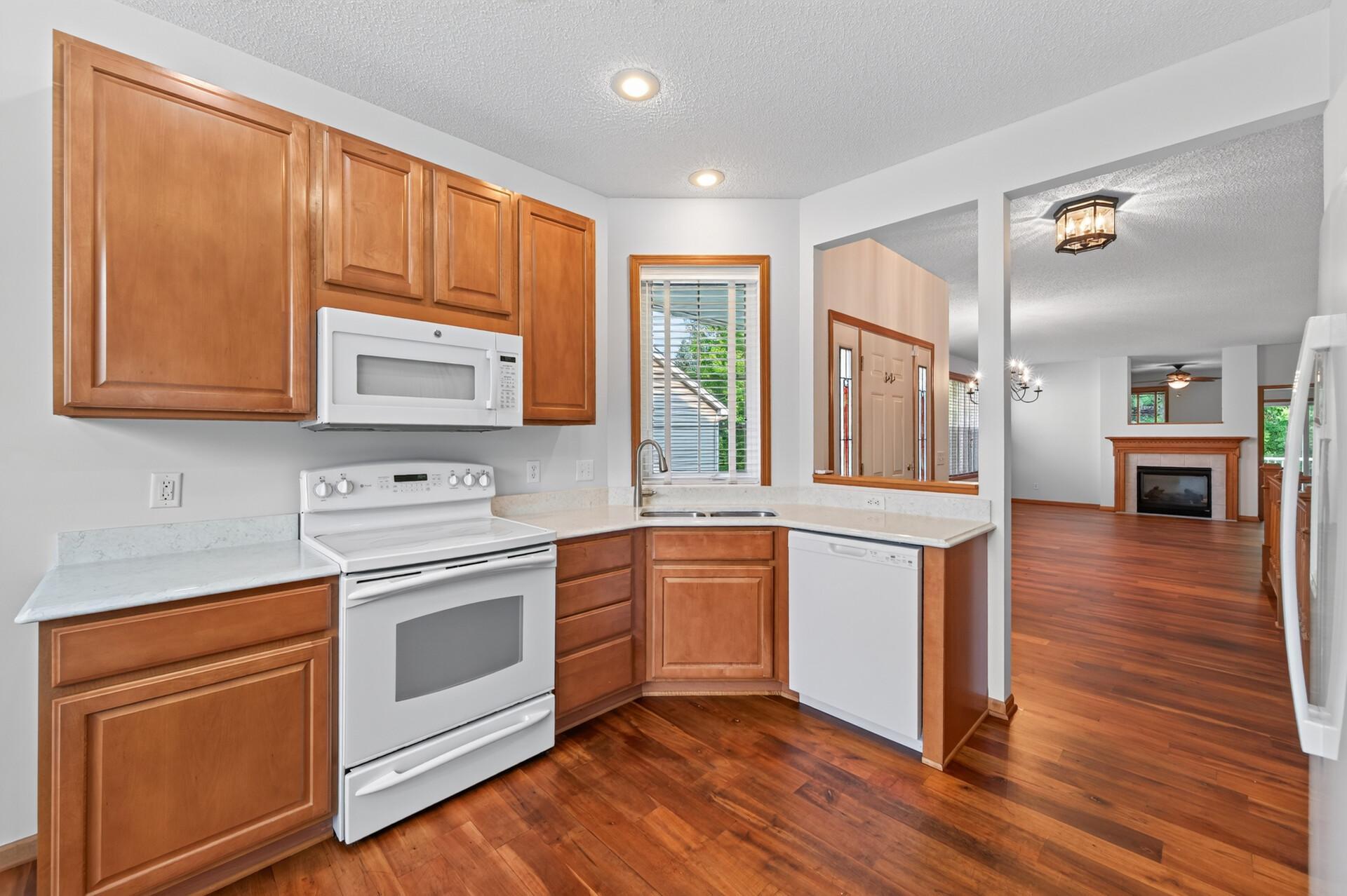5th image of 10986 Thone Rd, Saint Paul, MN 55129 | MLS# 7124783