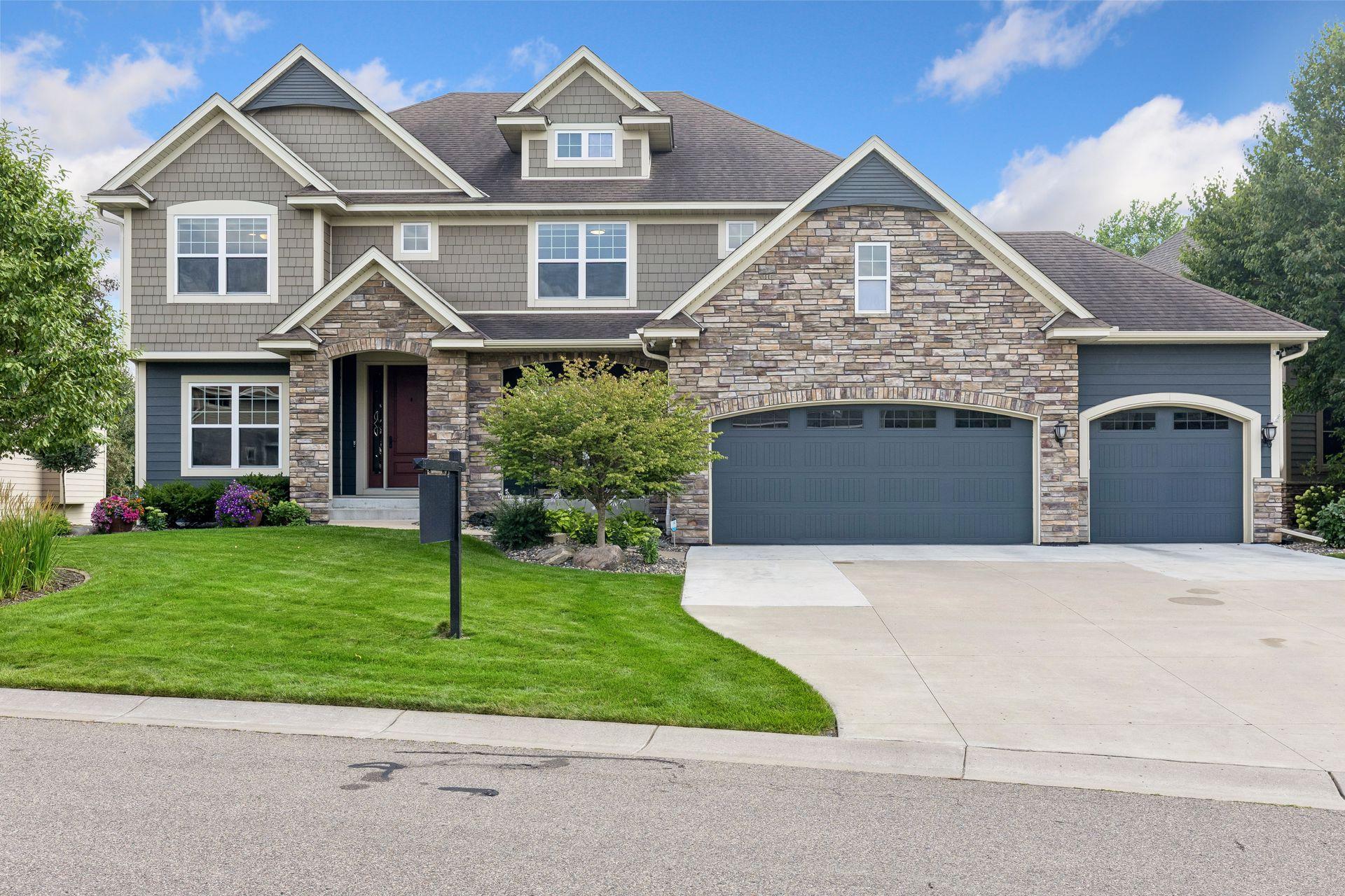 1st image of 16095 54th Ave N, Minneapolis, MN 55446 | MLS# 7124821