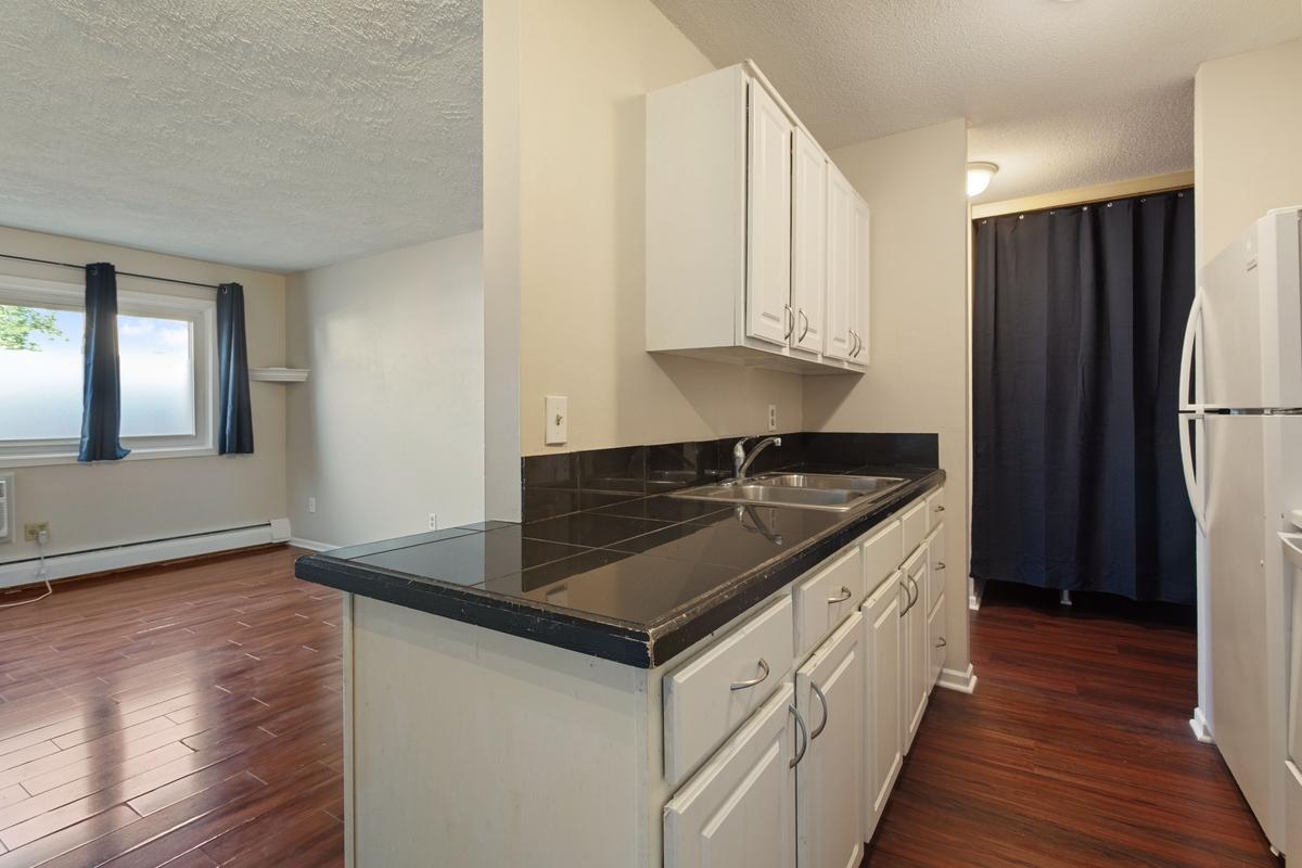 4th image of 2616 Harriet Ave #110, Minneapolis, MN 55408 | MLS# 7124822