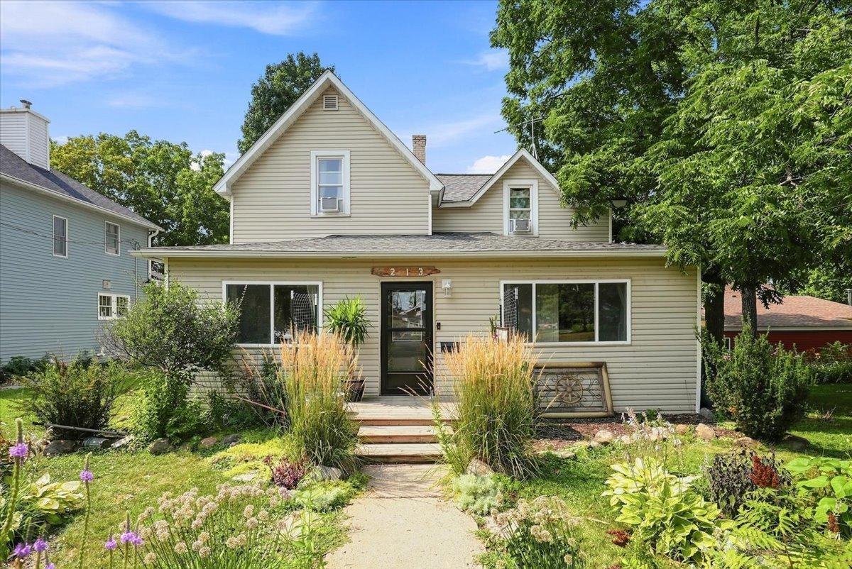 1st image of 213 Amundson St N, Amery, WI 54001 | MLS# 7124833