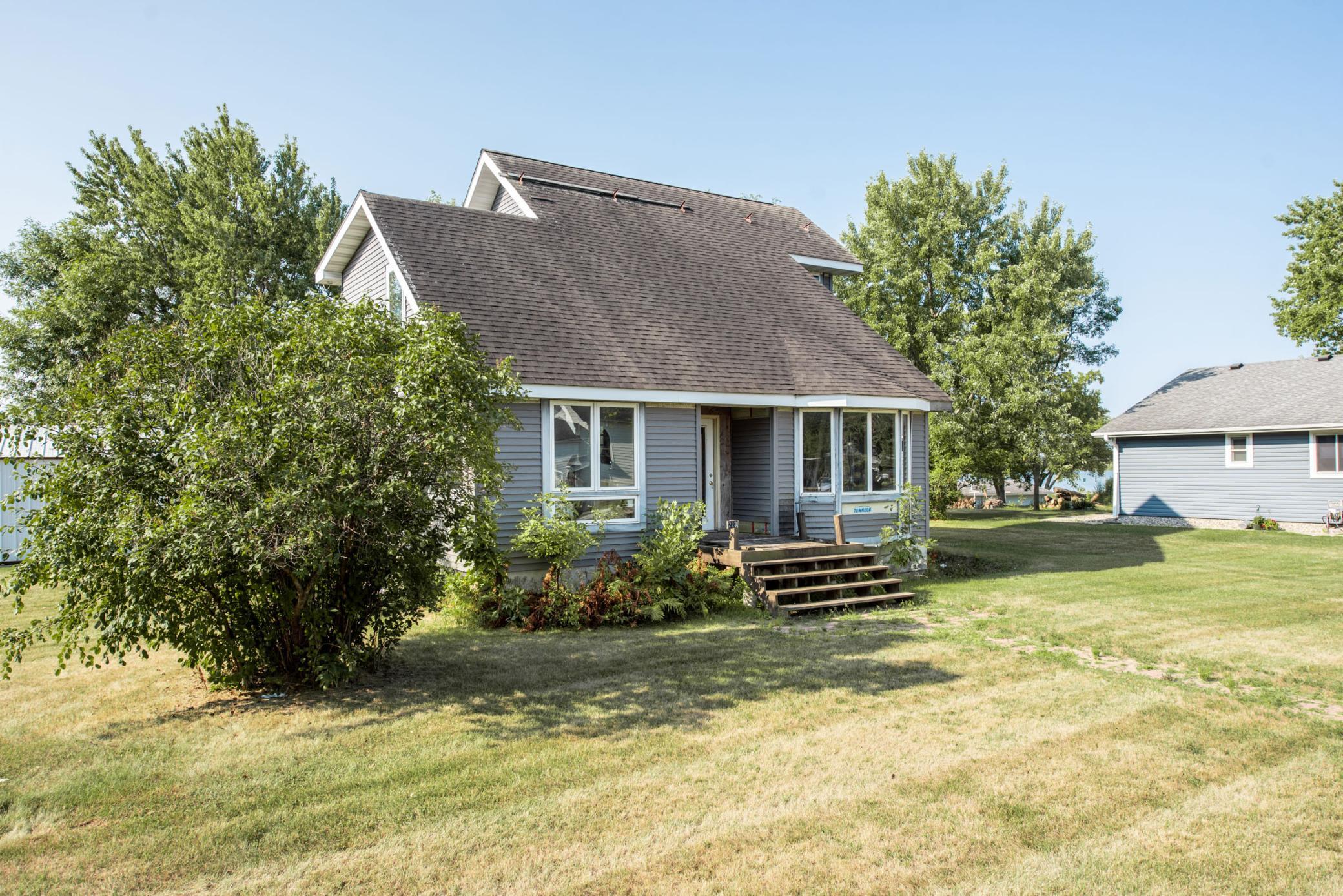 2nd image of 221 E Lake St, Parkers Prairie, MN 56361 | MLS# 7124939