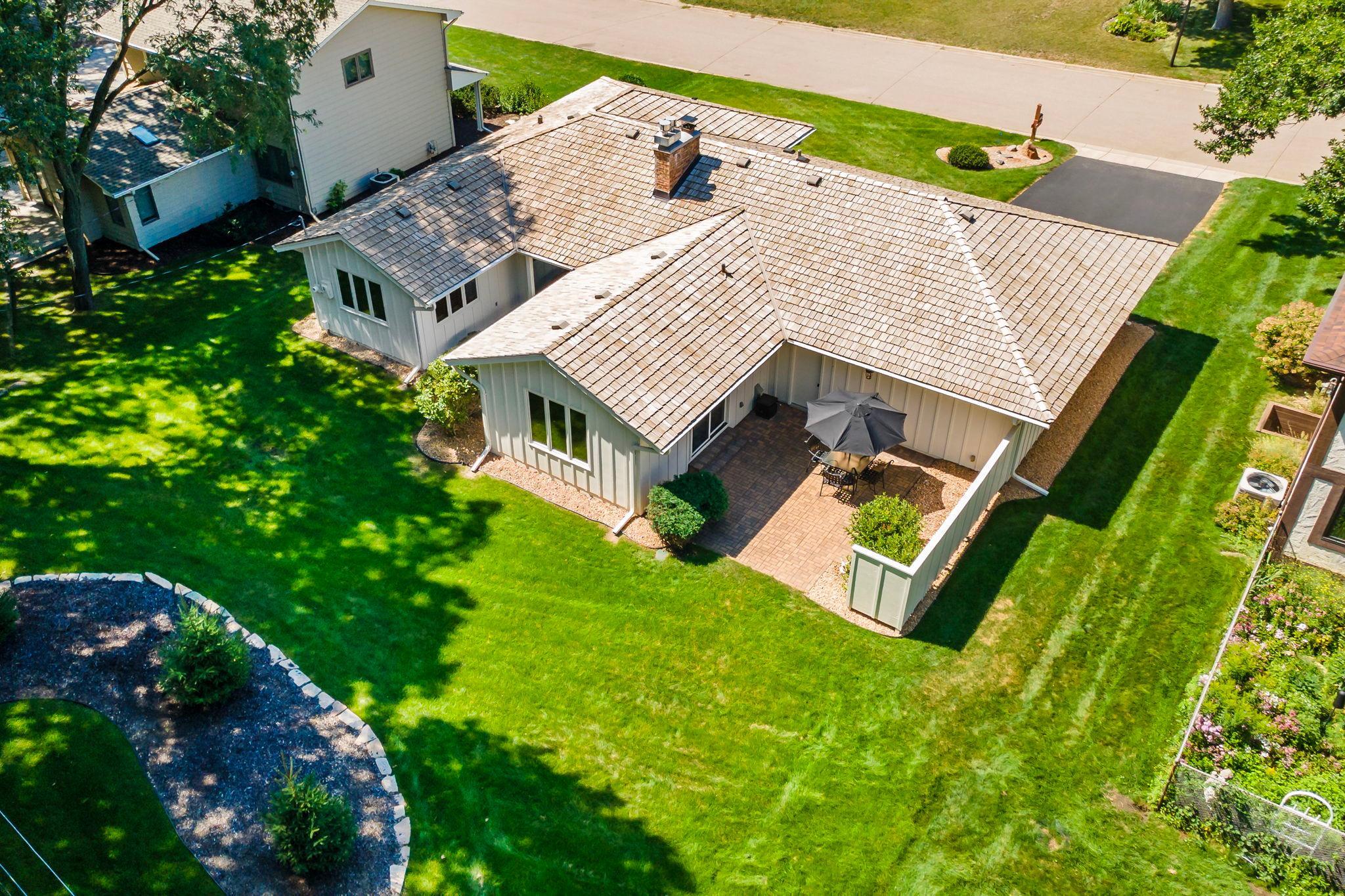 2nd image of 7029 Comanche Ct, Edina, MN 55439 | MLS# 7124944