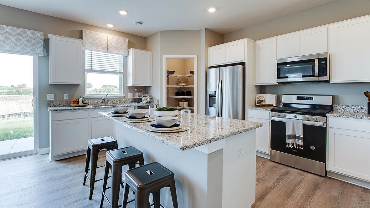 2nd image of 937 Greenlawn Ave W, Delano, MN 55328 | MLS# 7124987