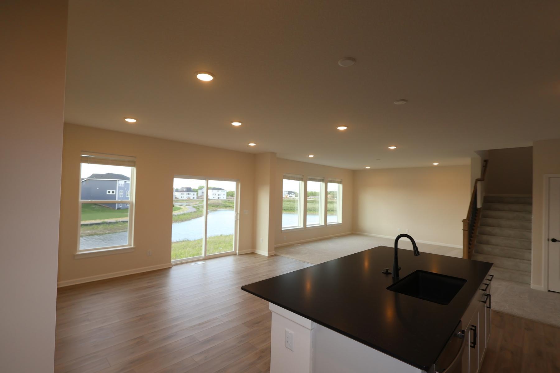 4th image of 11663 Harbor Ln N, Maple Grove, MN 55369 | MLS# 7124990