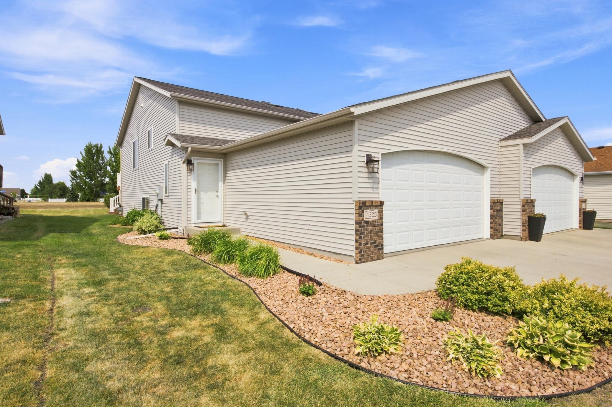 2nd image of 4325 39th Ave S, Fargo, ND 58104 | MLS# 7125048