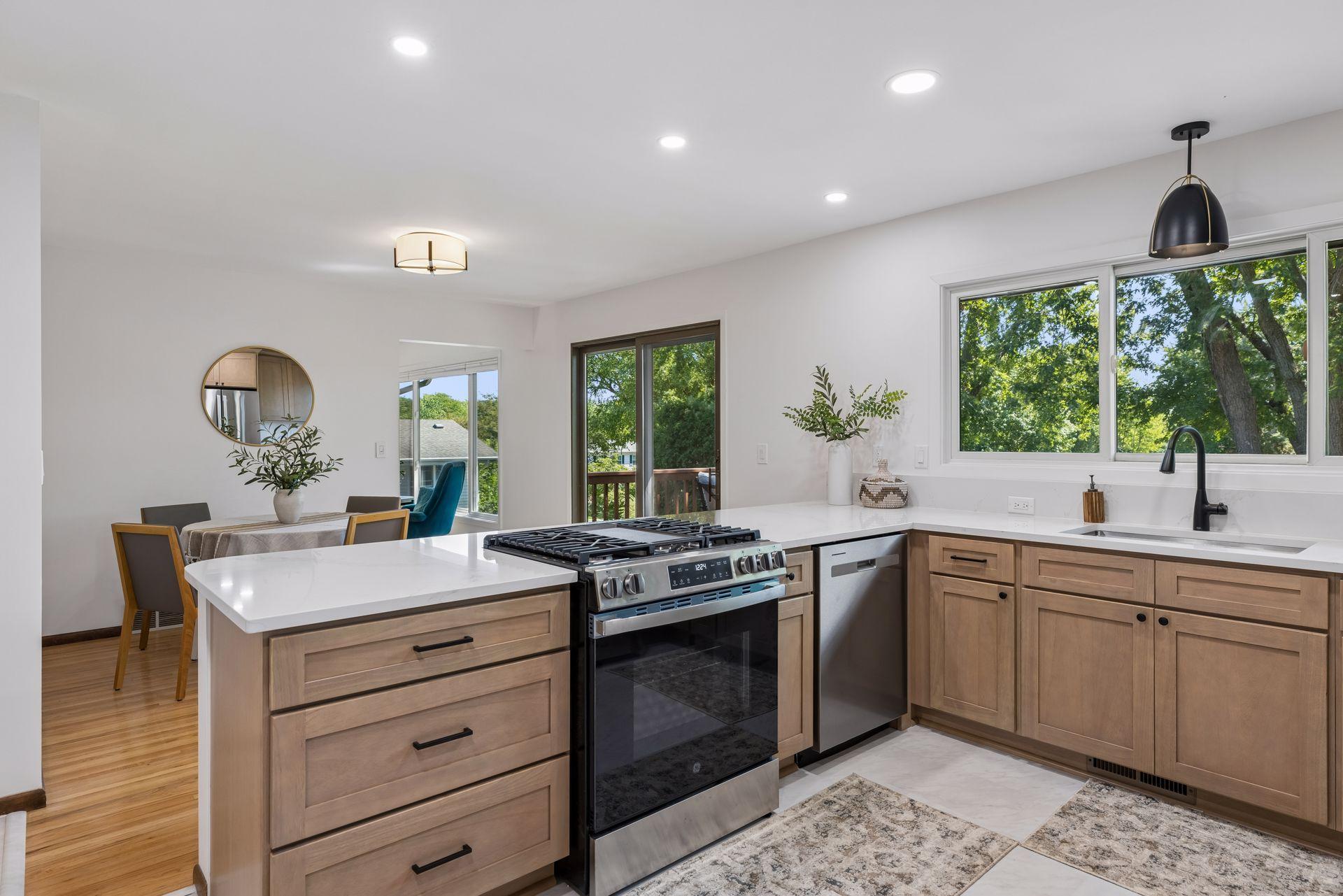 2nd image of 9925 Nord Rd, Minneapolis, MN 55437 | MLS# 7125077