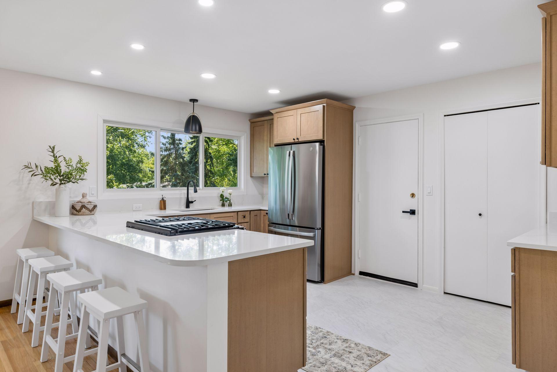 4th image of 9925 Nord Rd, Minneapolis, MN 55437 | MLS# 7125077