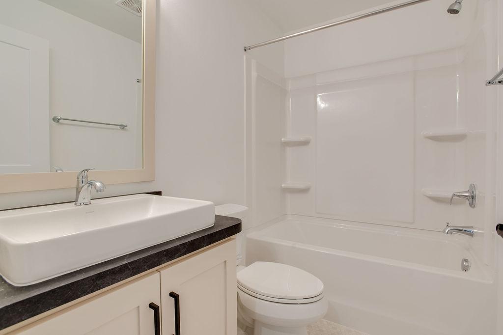 24th image of 7025 Selkirk Dr S, Fargo, ND 58104 | MLS# 7125096