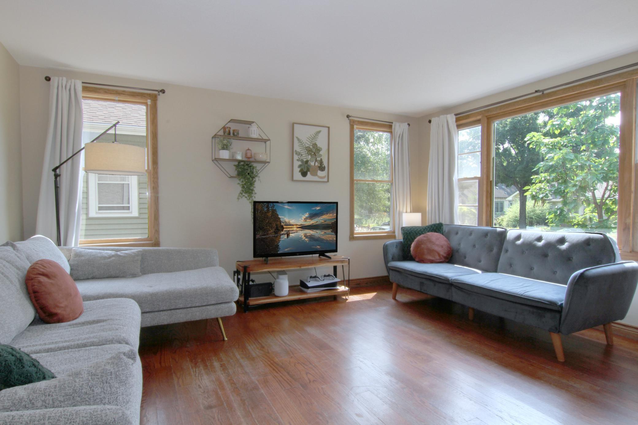 4th image of 4142 Upton Ave N, Minneapolis, MN 55412 | MLS# 7125155