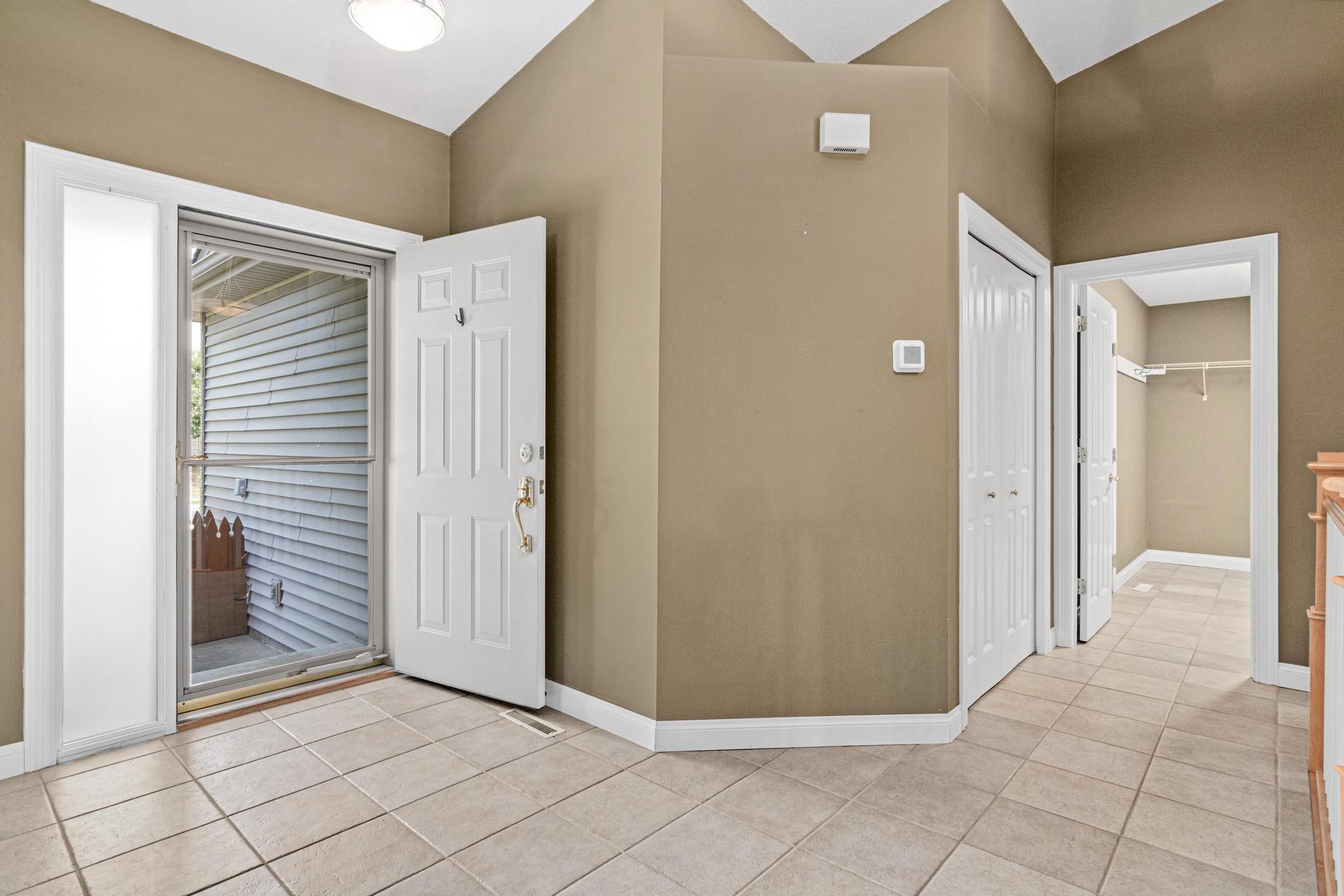 2nd image of 12317 74th Ave N, Maple Grove, MN 55369 | MLS# 7125170