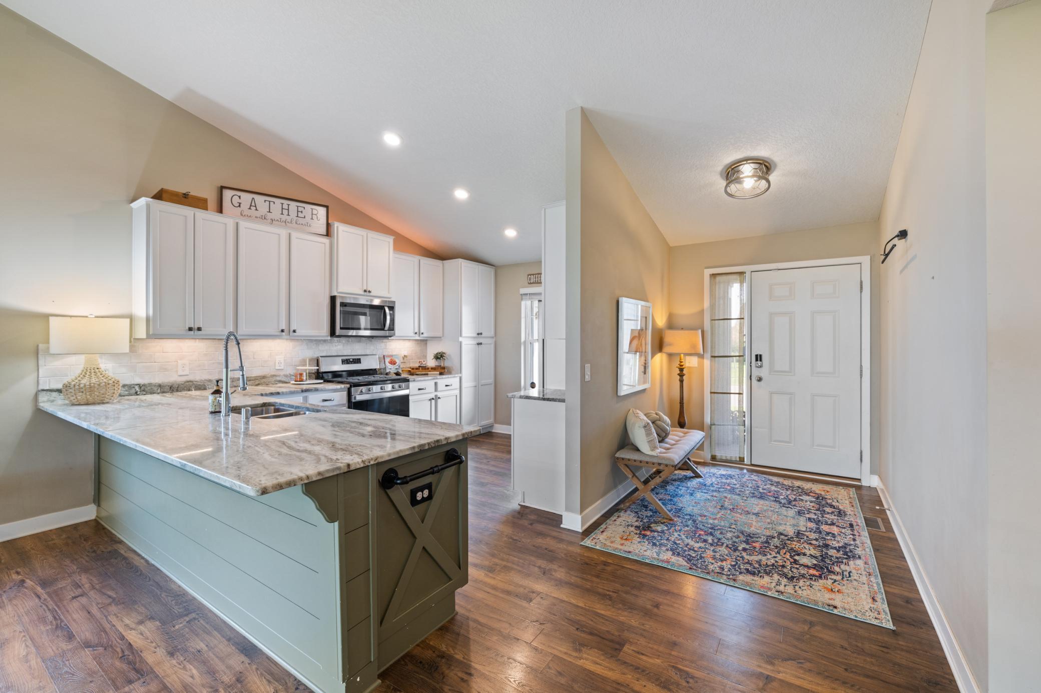 2nd image of 7737 205th St W, Lakeville, MN 55044 | MLS# 7125189