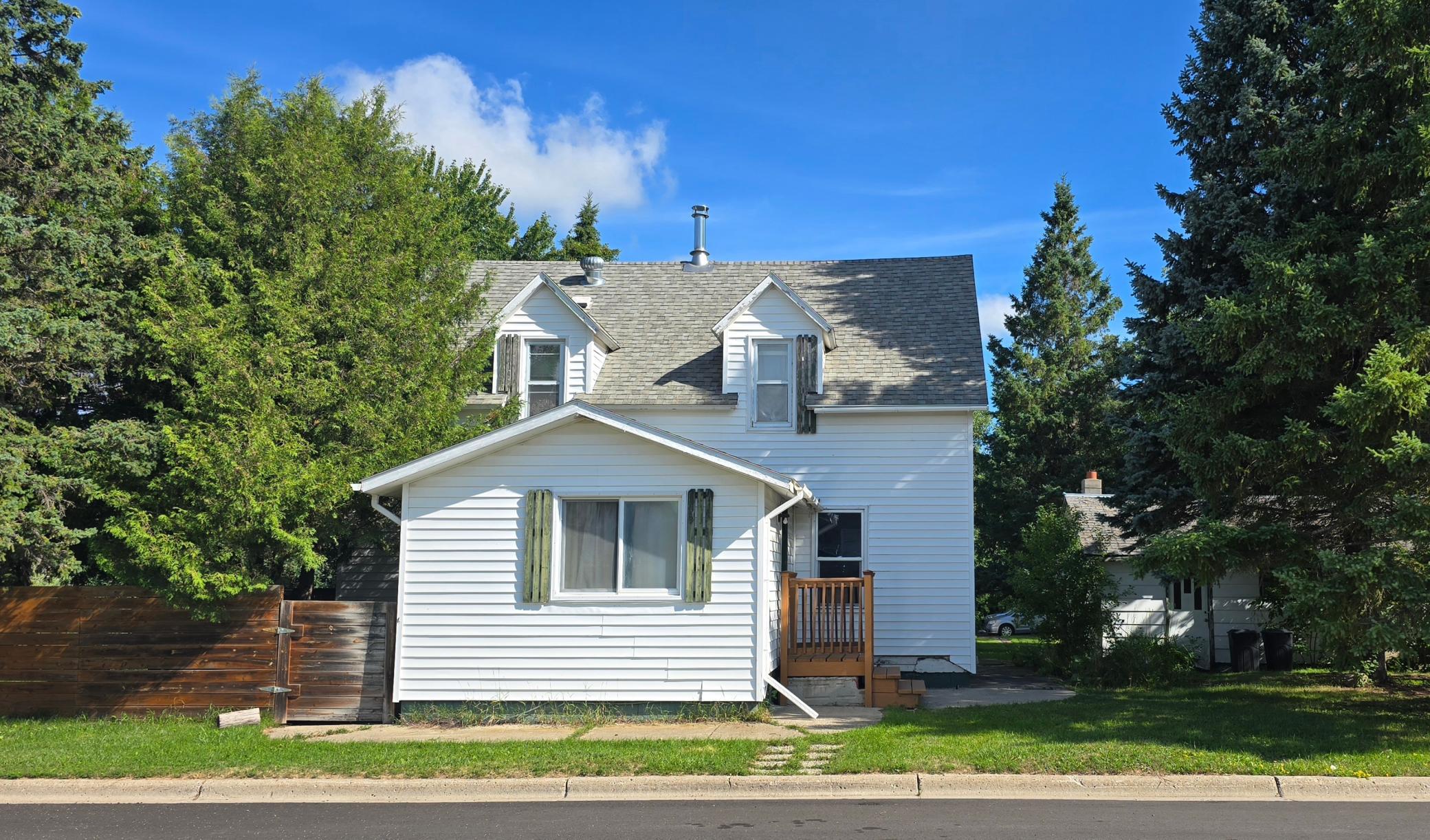 1st image of 125 4th Ave Se, Clearbrook, MN 56634 | MLS# 7125197