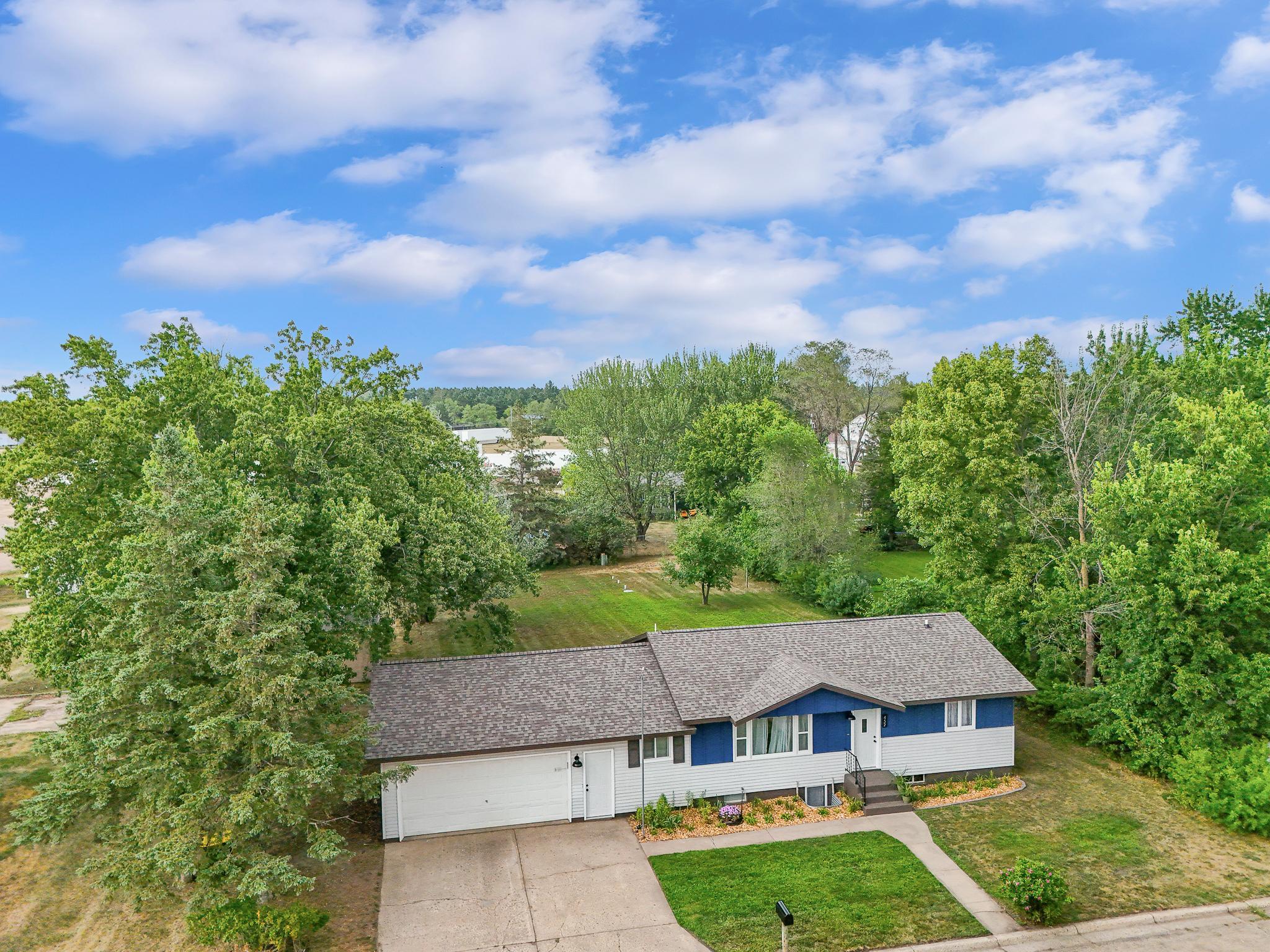 3rd image of 452 4Th St Nw, Perham, MN 56573 | MLS# 7125201