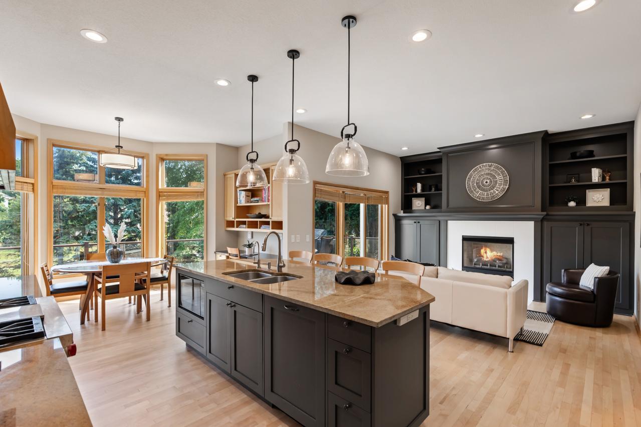 4th image of 7602 S Bay Cir, Minneapolis, MN 55438 | MLS# 7125202