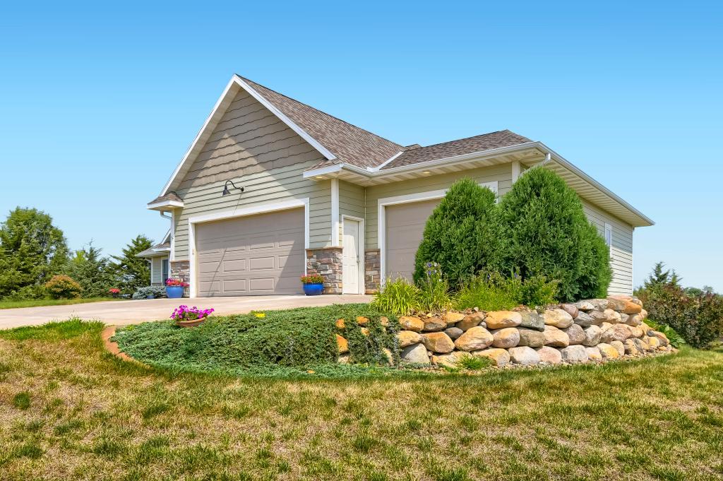2nd image of 15261 Alpine Ct Nw, Anoka, MN 55303 | MLS# 7125209
