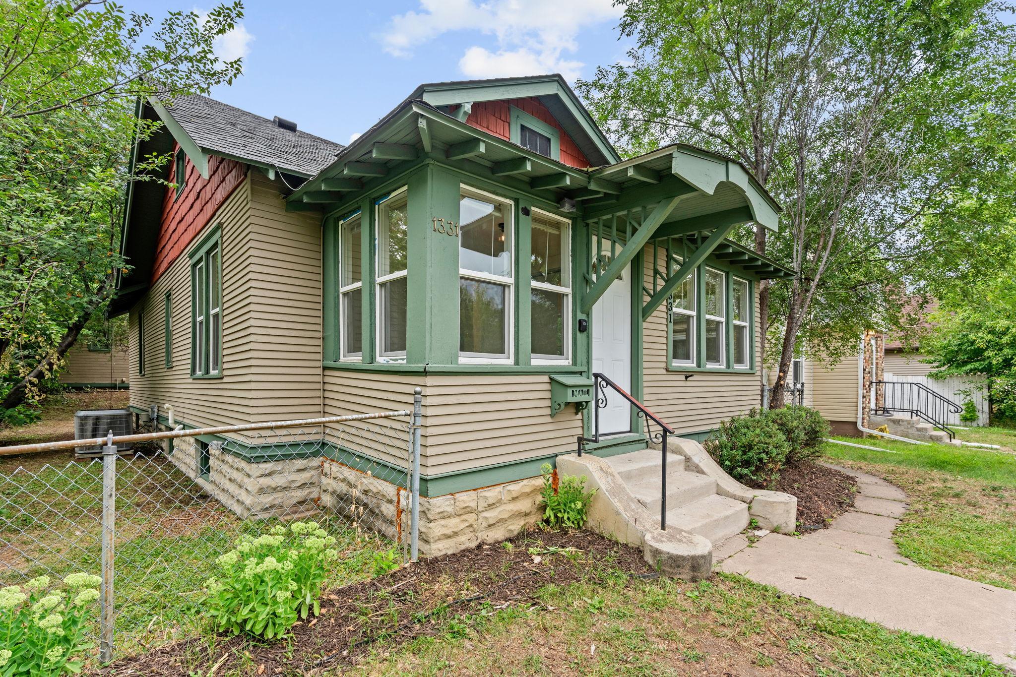 2nd image of 1331 Bush Ave, Saint Paul, MN 55106 | MLS# 7125226