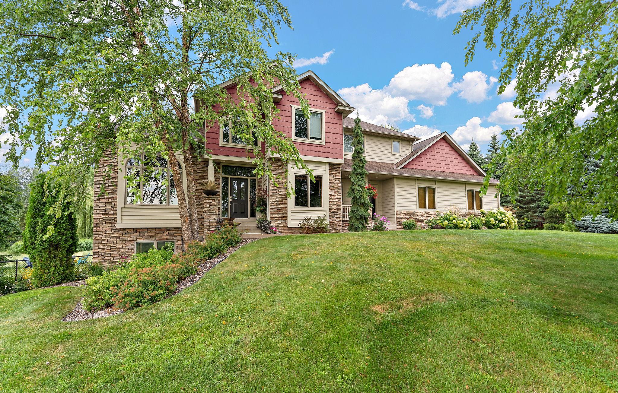 2nd image of 23140 Grandview Wy, Lakeville, MN 55044 | MLS# 7125269