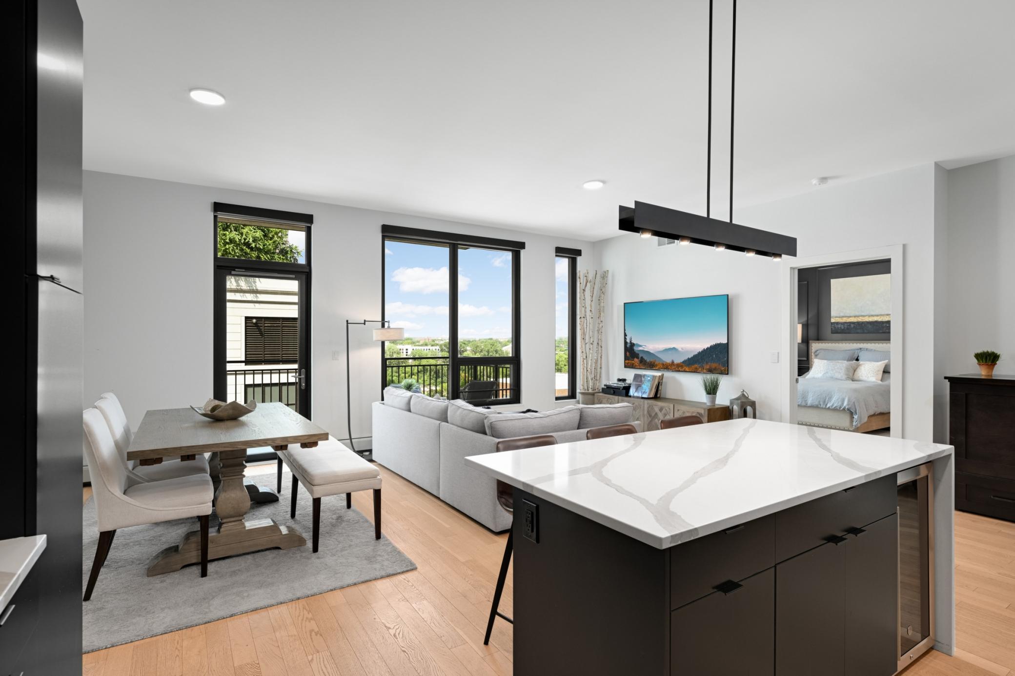 1st image of 1240 S 2nd St #522, Minneapolis, MN 55415 | MLS# 7125314
