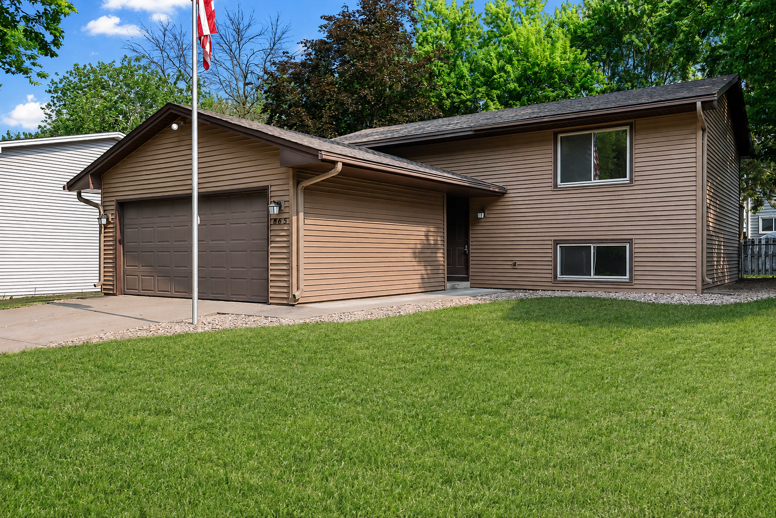 2nd image of 865 104th Ave Nw, Minneapolis, MN 55433 | MLS# 7125318
