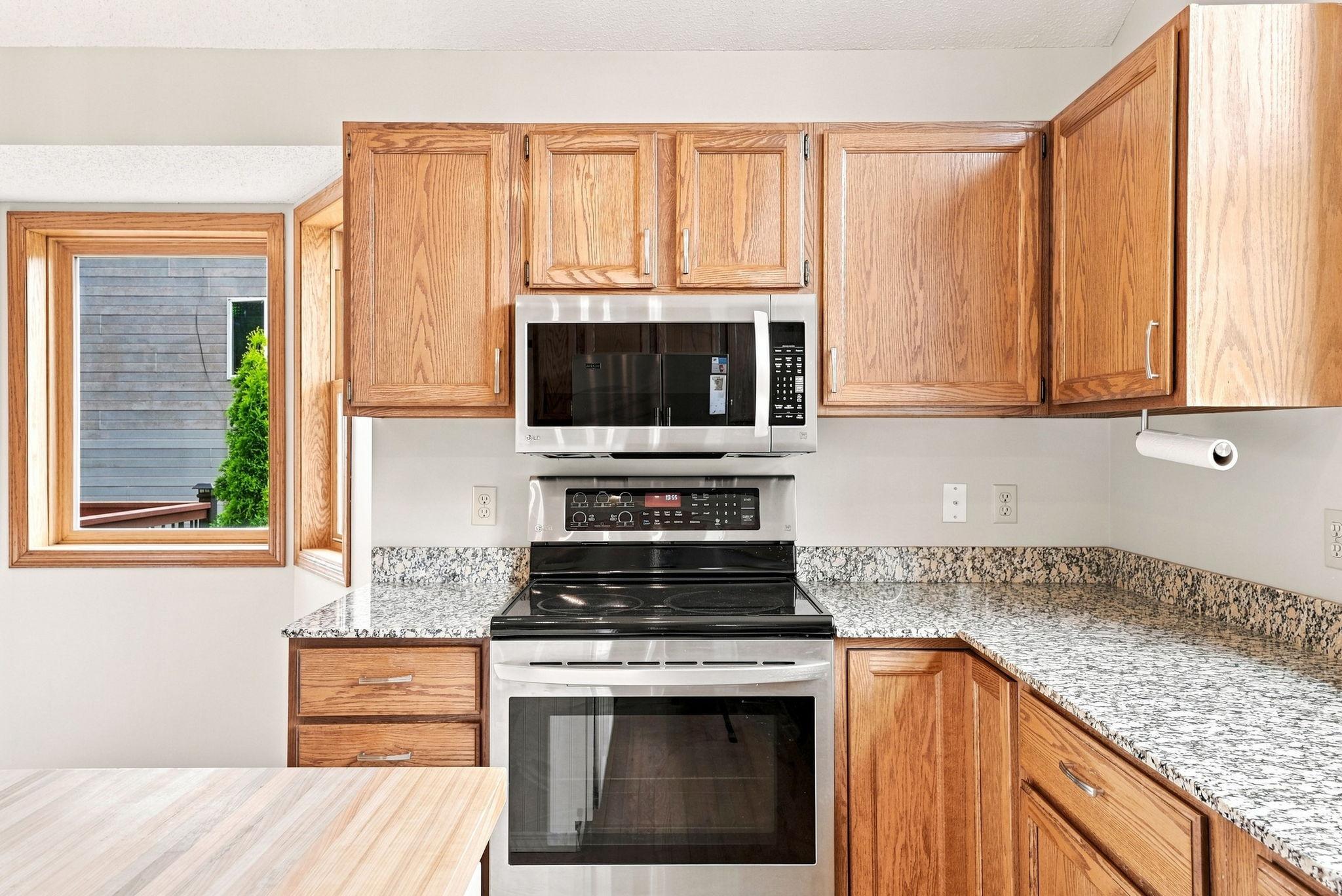4th image of 7135 Upper 157Th St W, Saint Paul, MN 55124 | MLS# 7125363