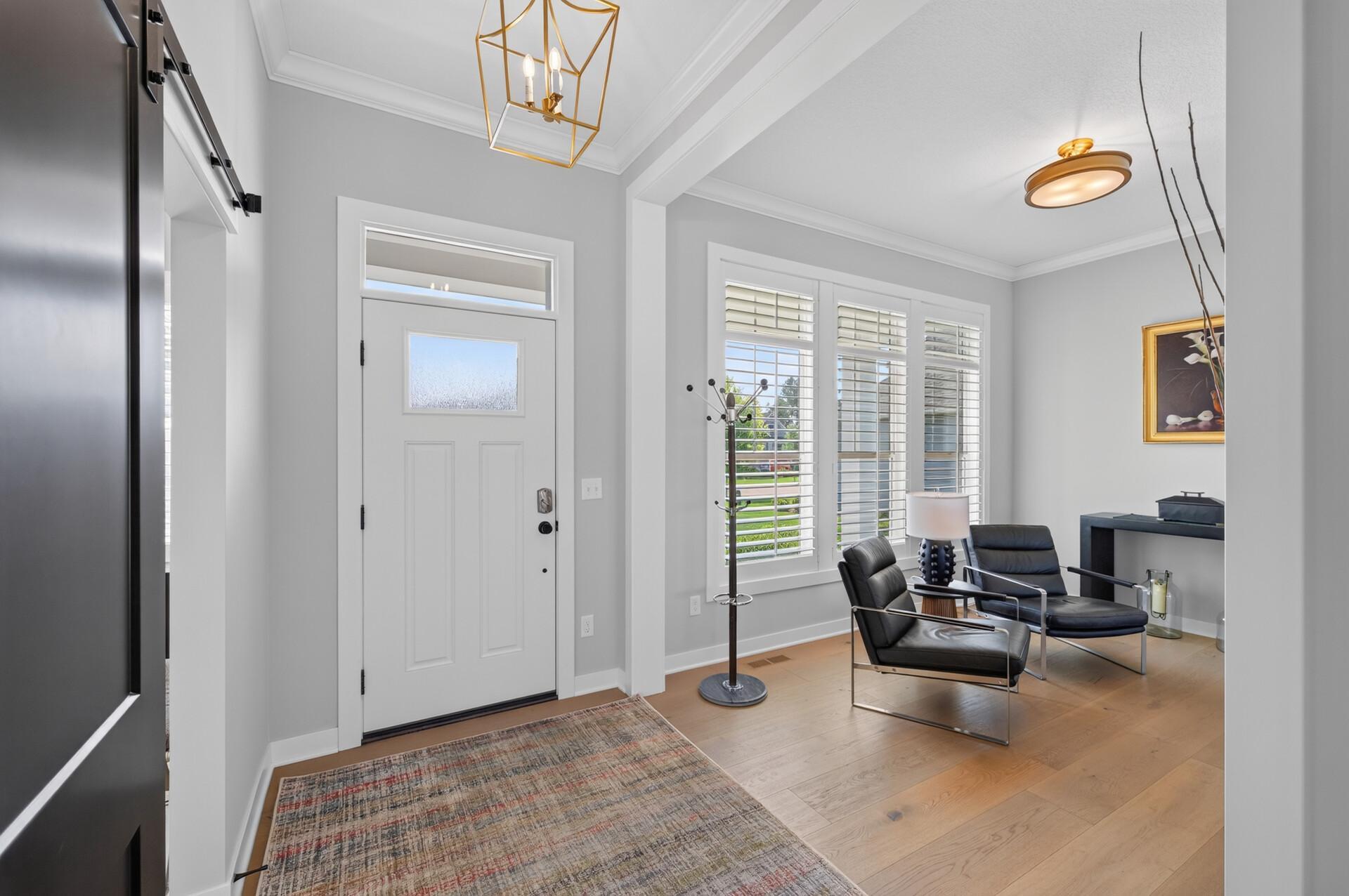 5th image of 37 Summit Farm Ln, Saint Paul, MN 55110 | MLS# 7125370