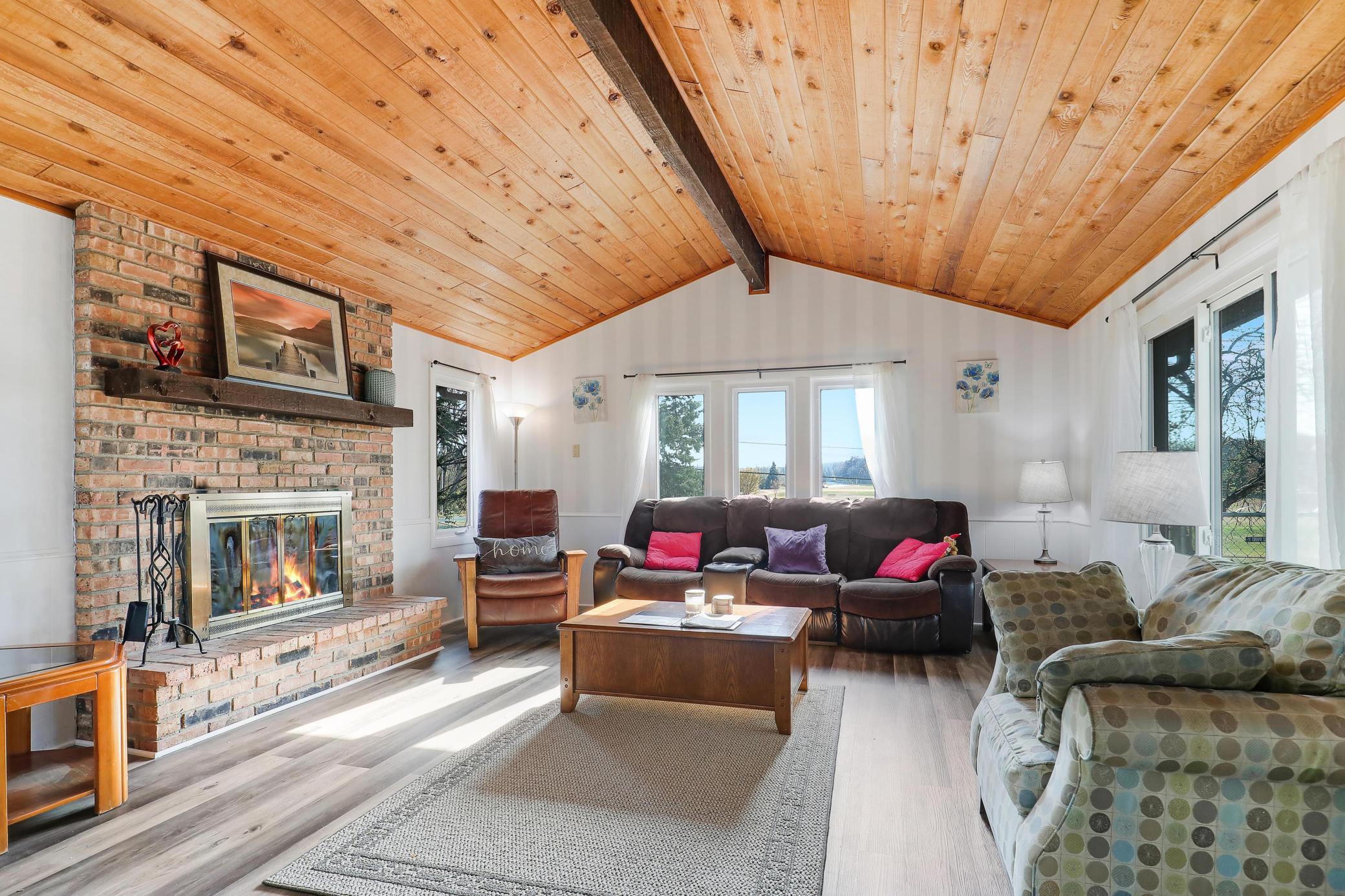 4th image of 2018 Shale Ln, Saint Paul, MN 55122 | MLS# 7125371