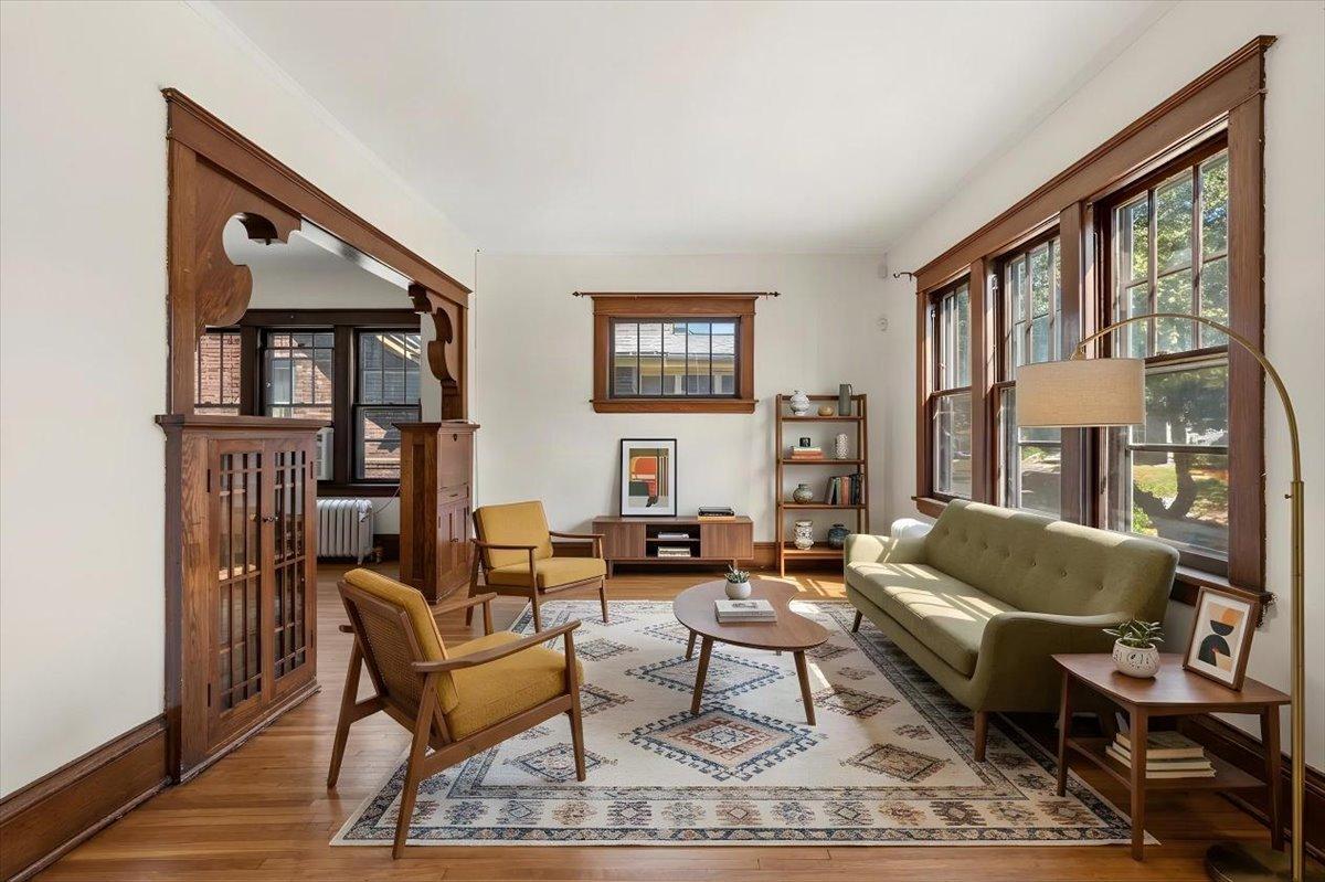 2nd image of 1303 Sherburne Ave, Saint Paul, MN 55104 | MLS# 7125403