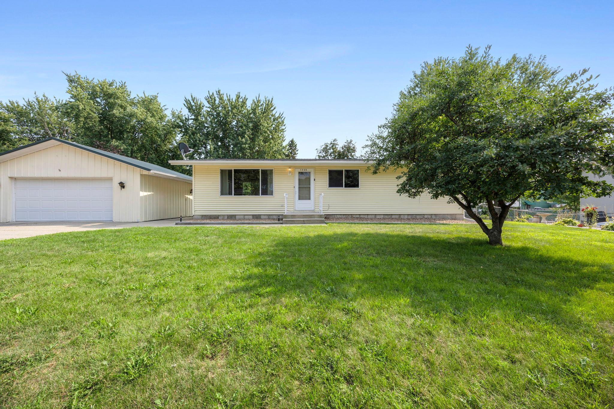 5th image of 1230 8Th St, Howard Lake, MN 55349 | MLS# 7125408