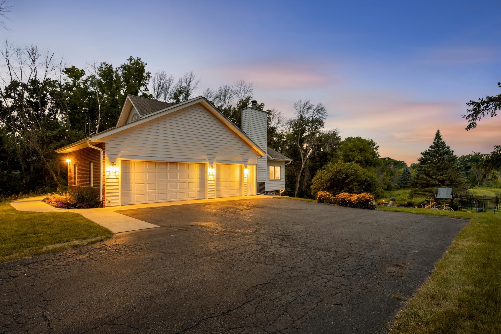 3rd image of 20426 Lynn Dr, Prior Lake, MN 55372 | MLS# 7125409