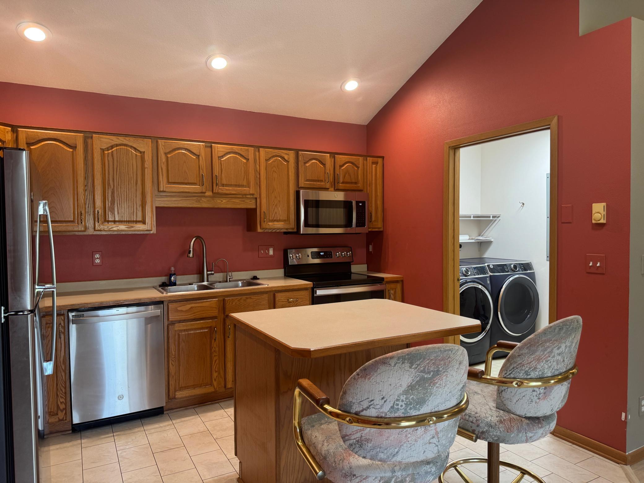 5th image of 300 Roosevelt Rd Sw #12, Bemidji, MN 56601 | MLS# 7125451