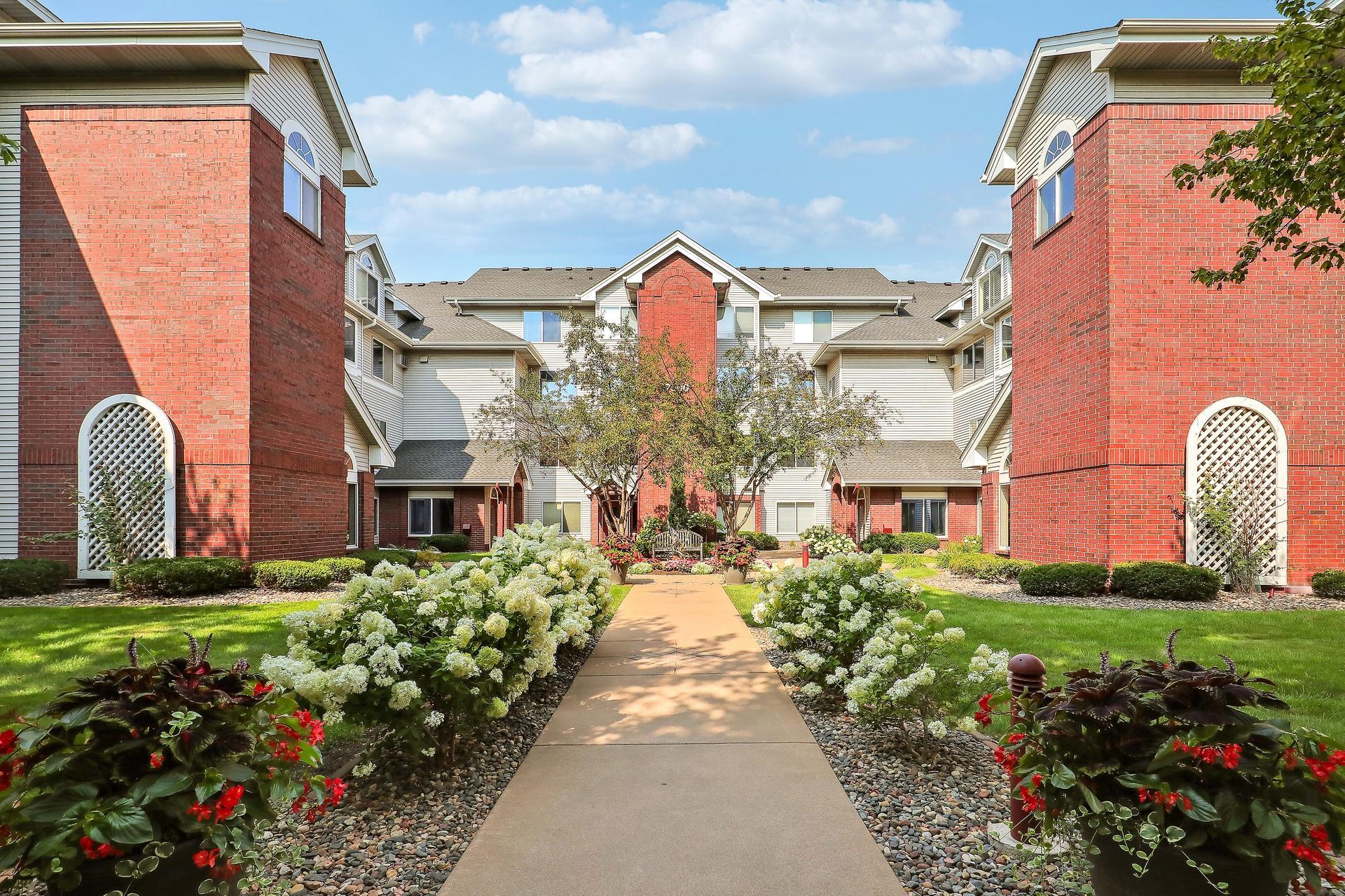 3rd image of 7500 Edinborough Wy #3106, Minneapolis, MN 55435 | MLS# 7125466