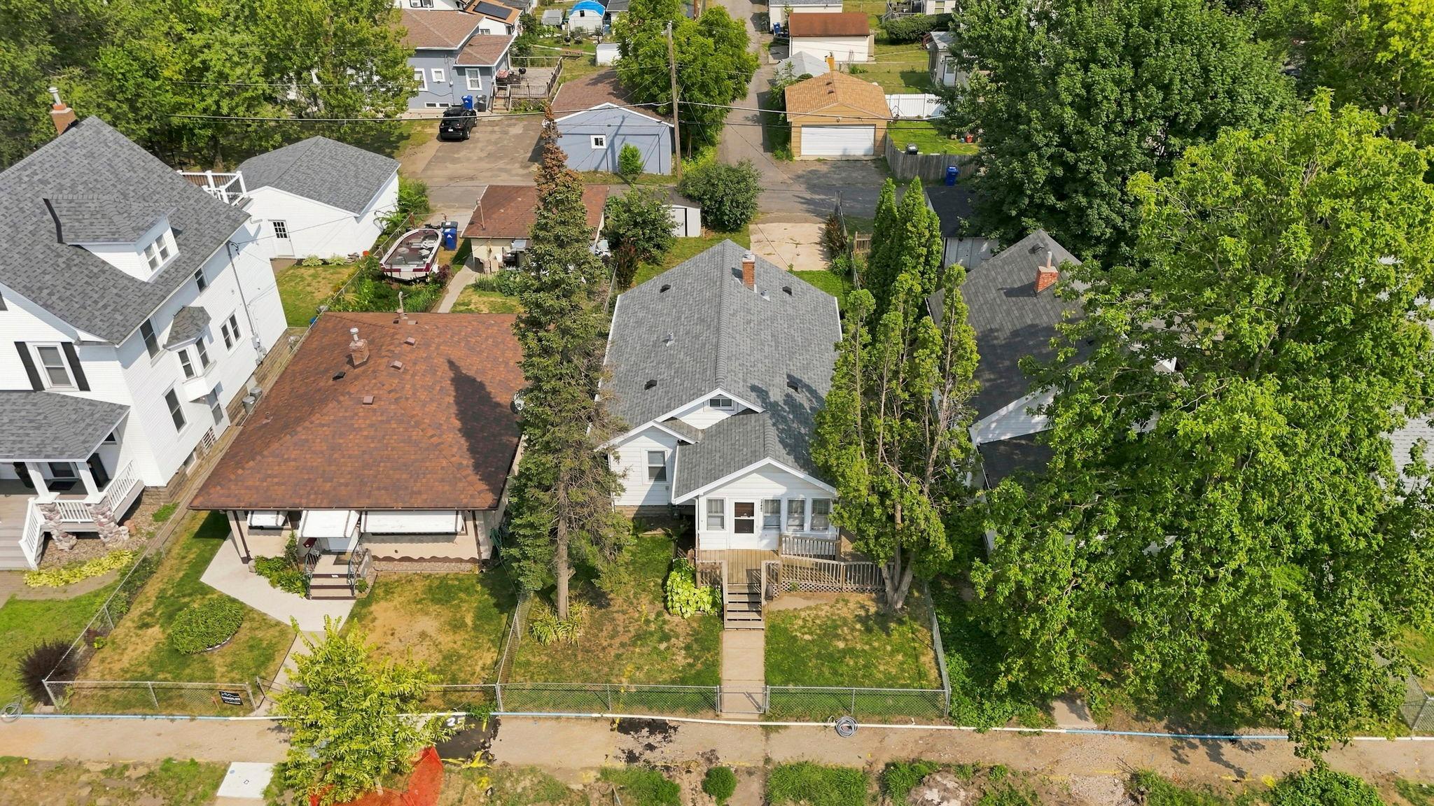 1st image of 1006 Earl St, Saint Paul, MN 55106 | MLS# 7125530