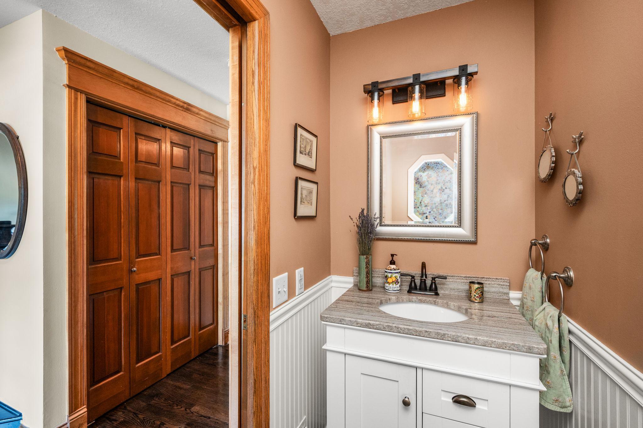 5th image of 12155 Gantry Ln, Saint Paul, MN 55124 | MLS# 7125534