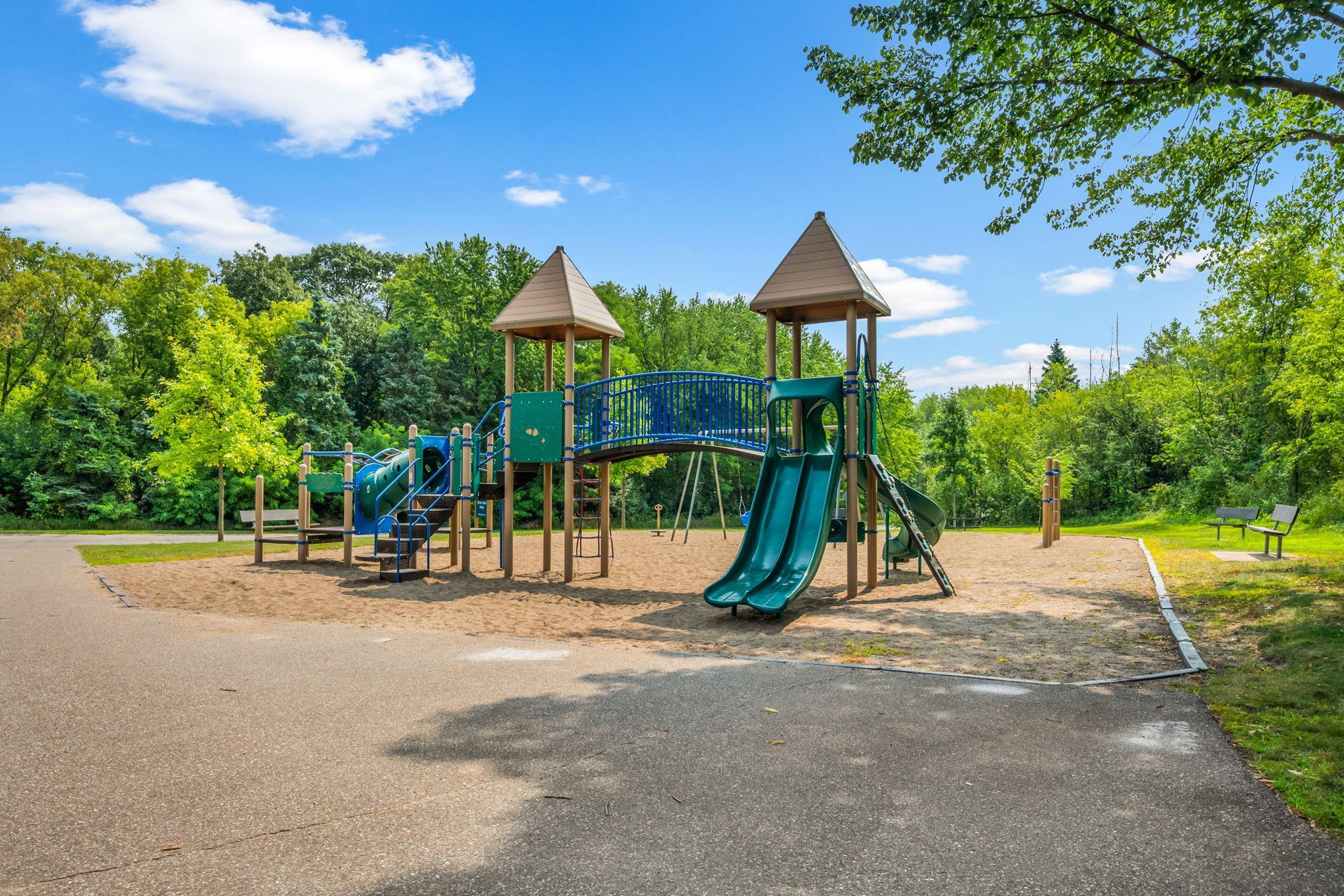40th image of 12155 Gantry Ln, Saint Paul, MN 55124 | MLS# 7125534