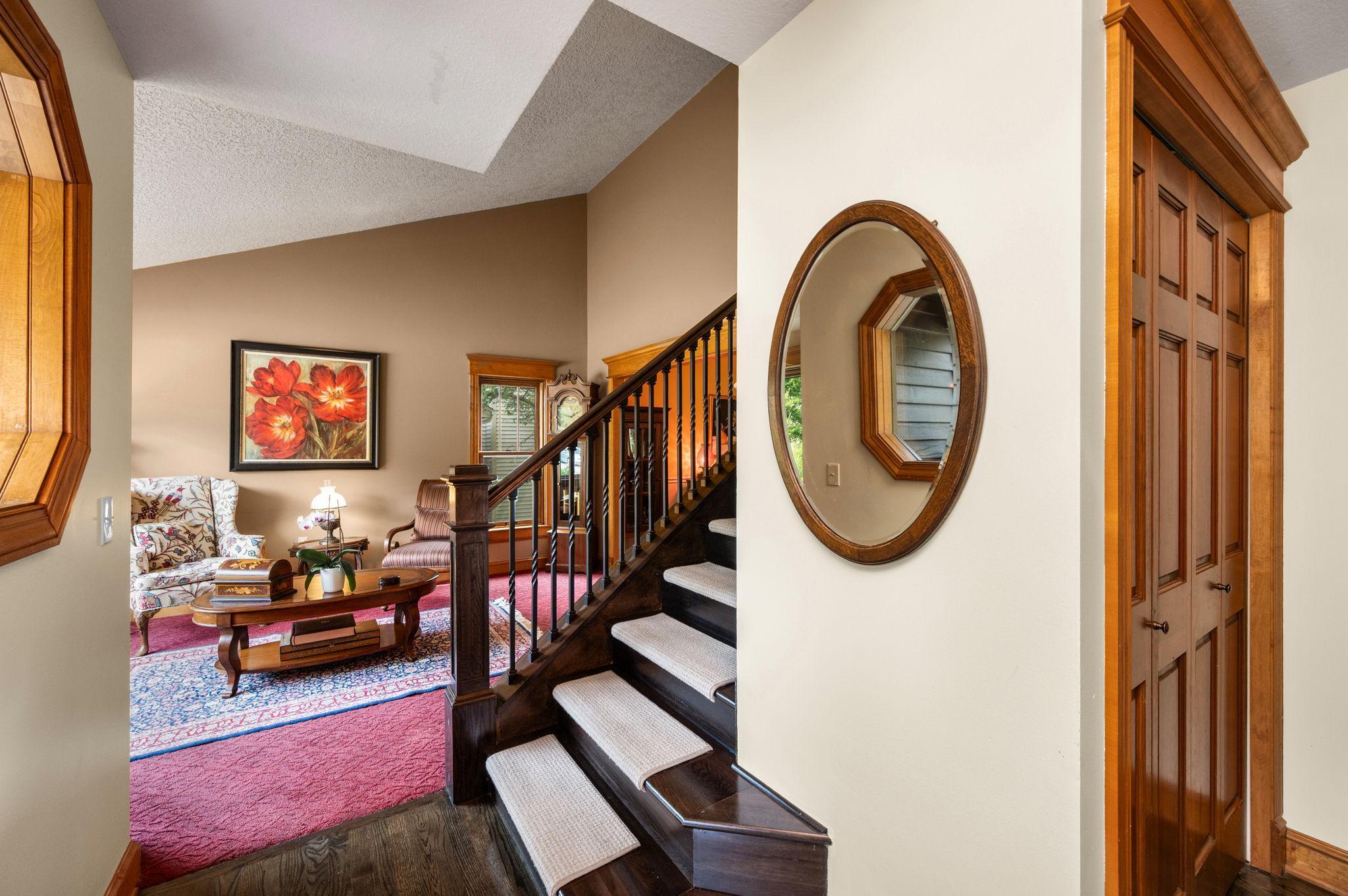 4th image of 12155 Gantry Ln, Saint Paul, MN 55124 | MLS# 7125534