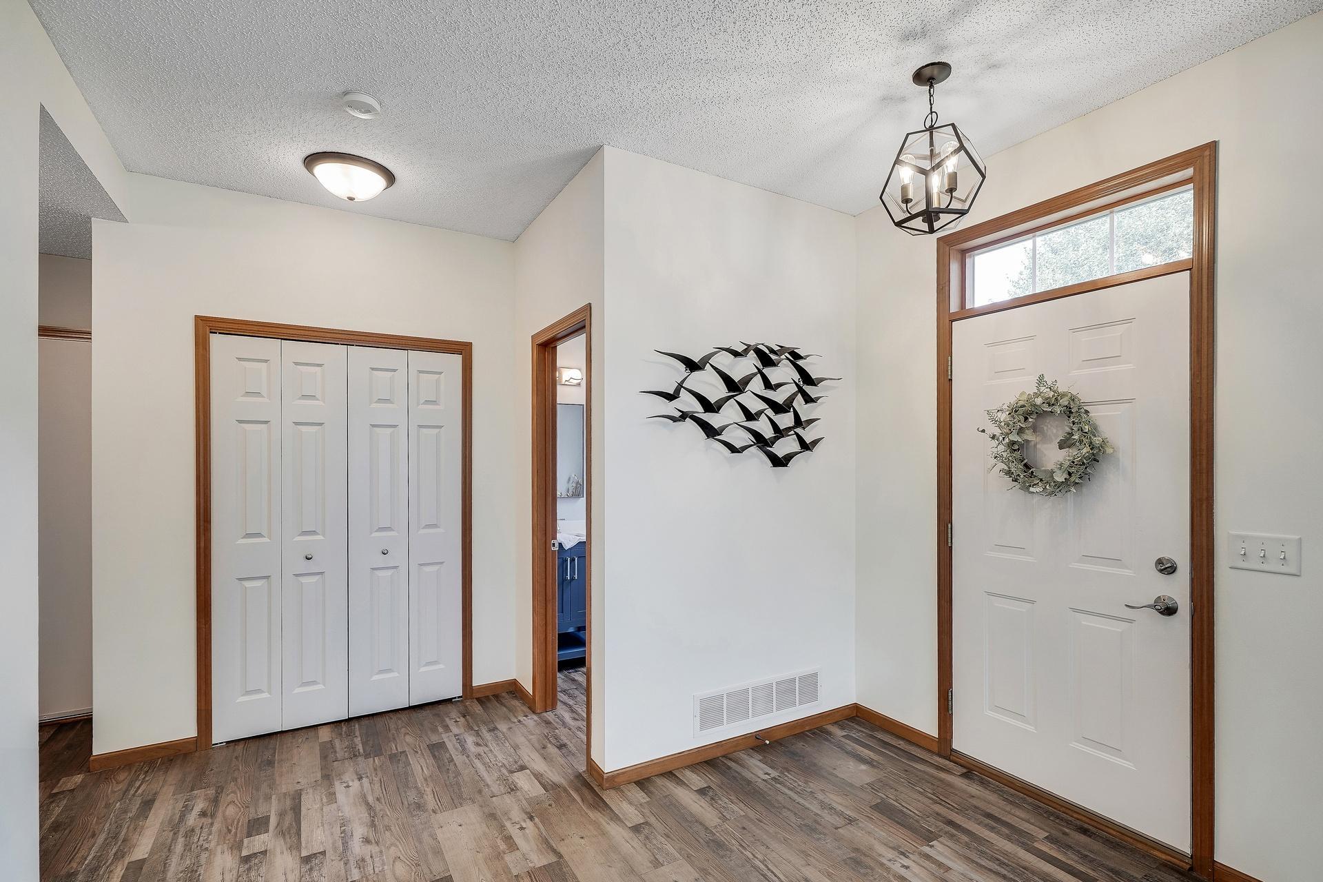 4th image of 4926 Bisset Ln #7506, Inver Grove Heights, MN 55076 | MLS# 7125557