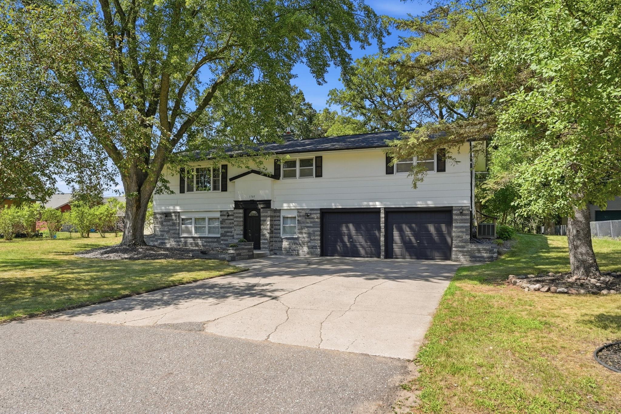 2nd image of 1785 Oak Rd, Saint Cloud, MN 56303 | MLS# 7125575