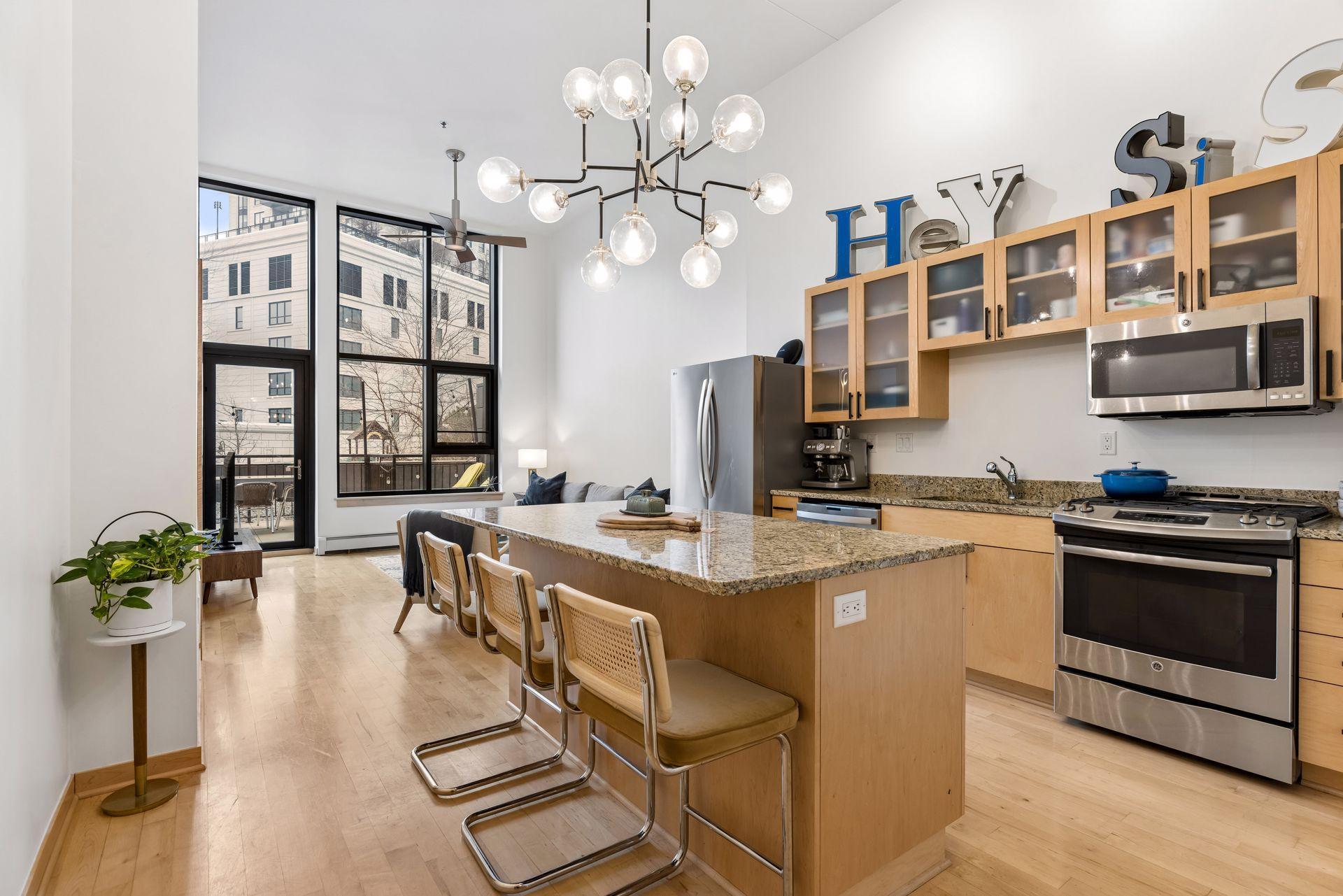 1st image of 1120 S 2nd St #102, Minneapolis, MN 55415 | MLS# 7125589