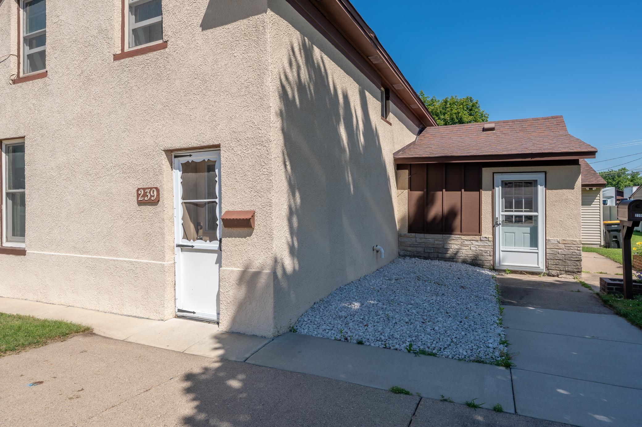 2nd image of 239 3rd Avenue W, Shakopee, MN 55379 | MLS# 7125717