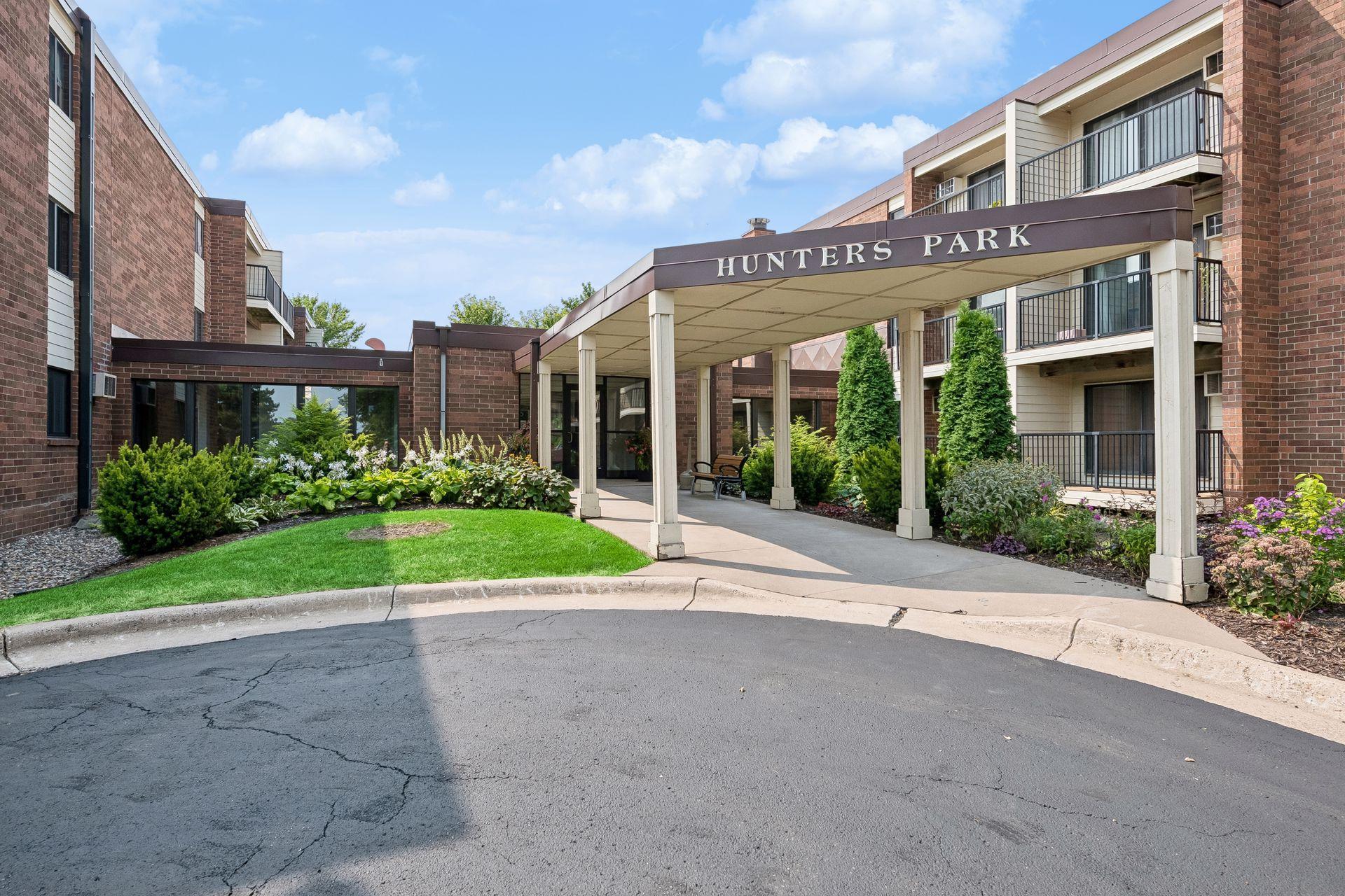 1st image of 4 Pine Tree Dr #215, Saint Paul, MN 55112 | MLS# 7125723