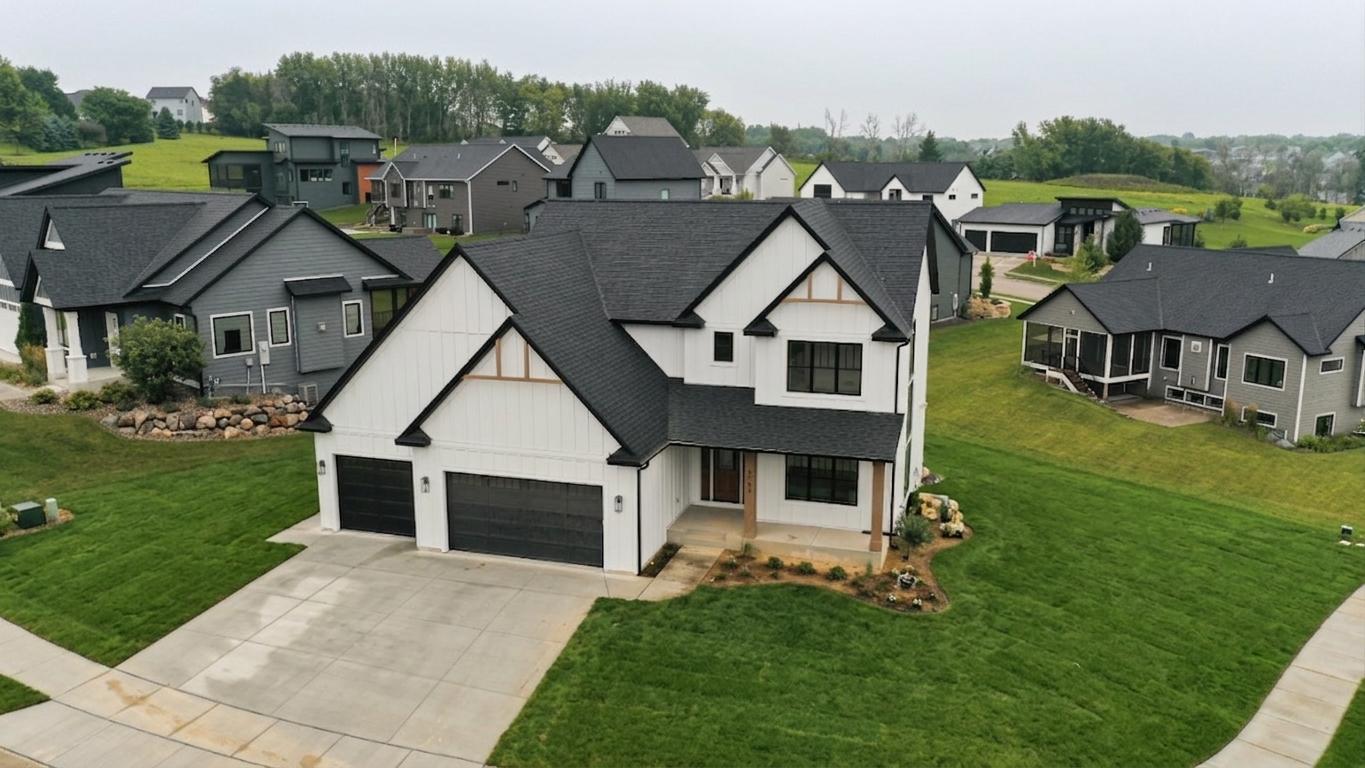 2nd image of 3153 Century Ridge Rd Ne, Rochester, MN 55906 | MLS# 7125724