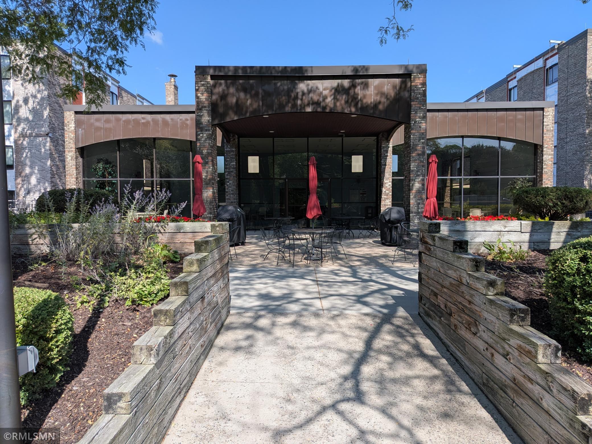 3rd image of 1077 Sibley Memorial Hwy #506, Lilydale, MN 55118 | MLS# 7125727